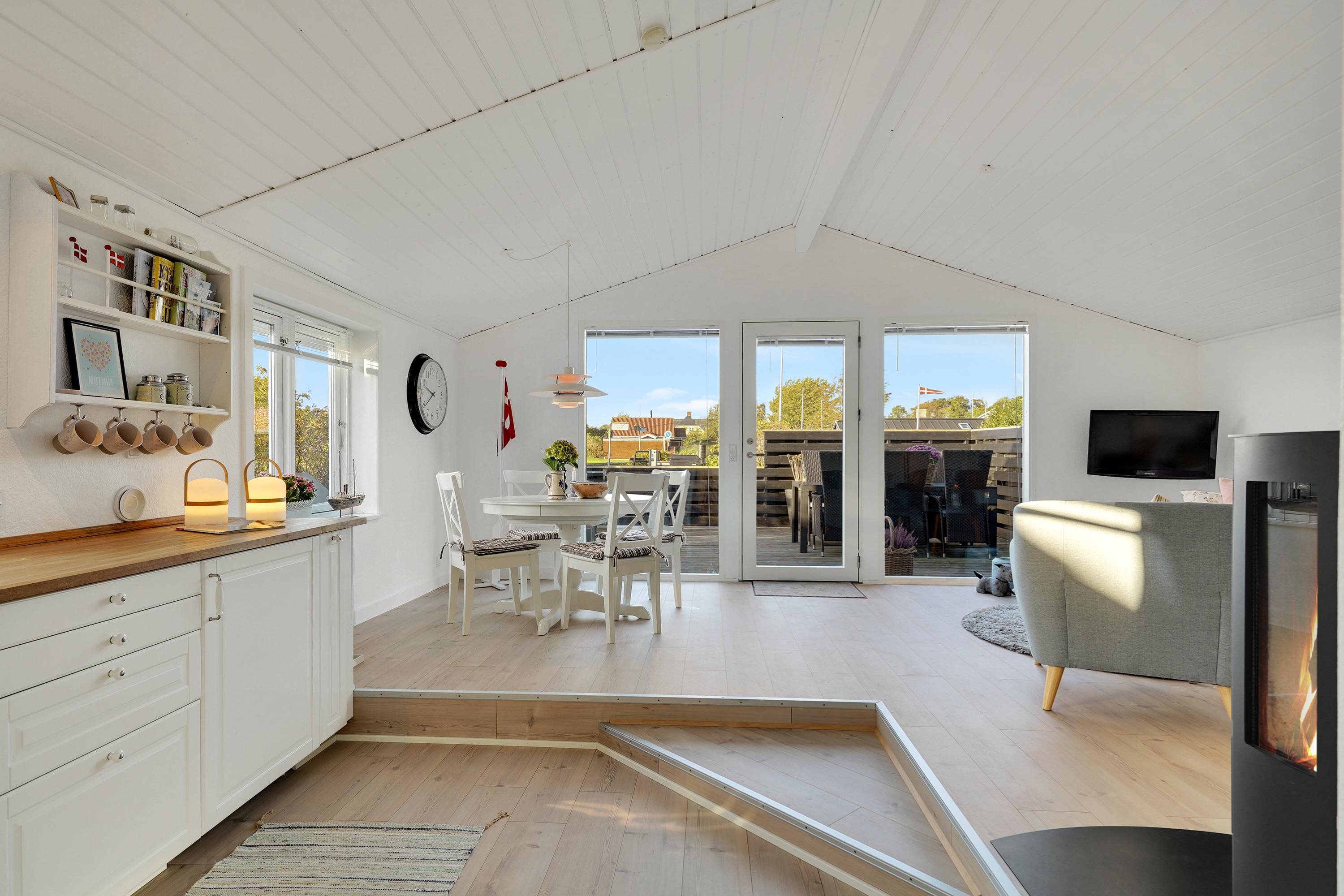 Fremhævet køkken billede i fuldskærmstilstand. Billede af Hejsager Strandvej 268, Hejsager, 6100 Haderslev