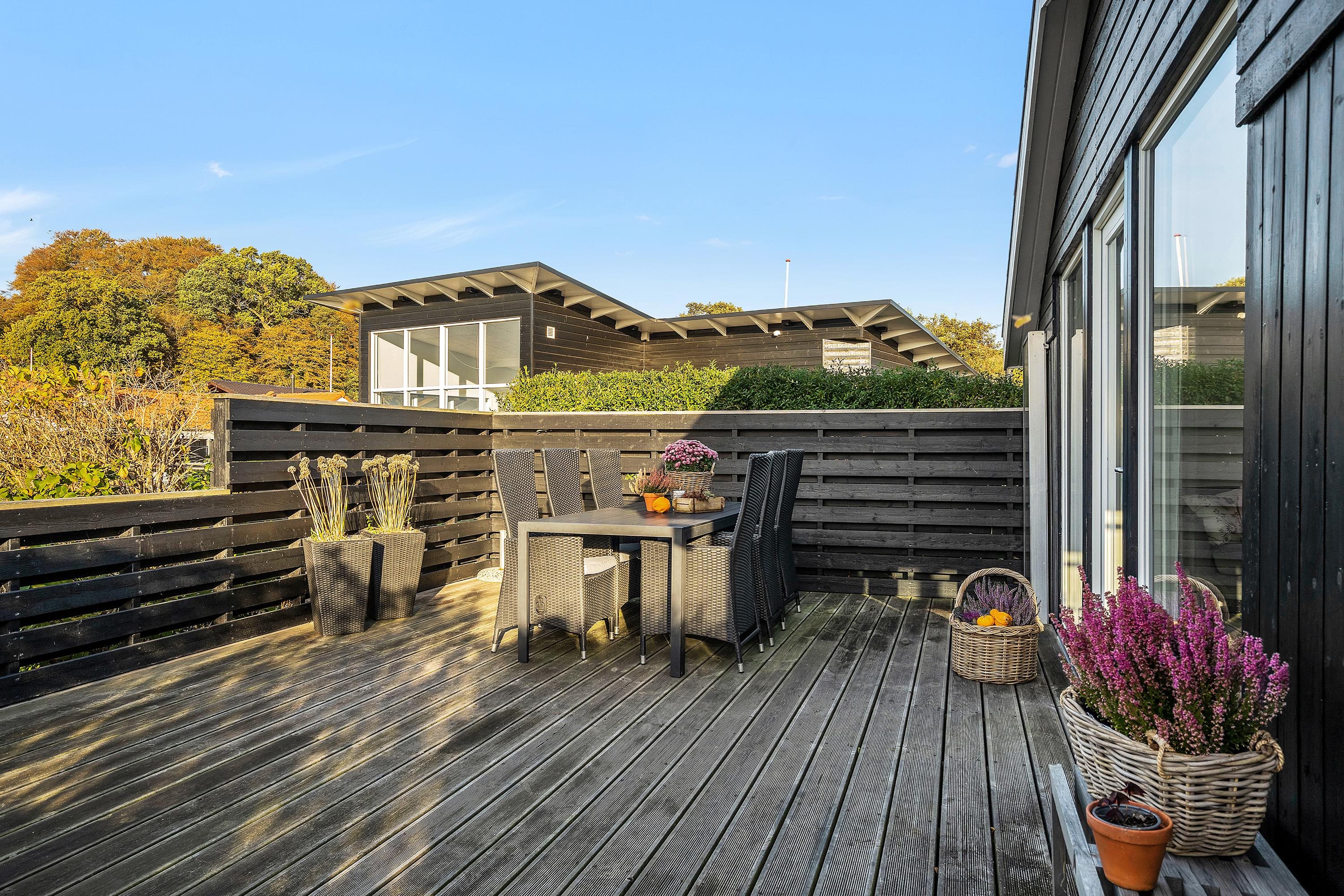 Fremhævet terrasse billede i fuldskærmstilstand. Billede af Hejsager Strandvej 268, Hejsager, 6100 Haderslev