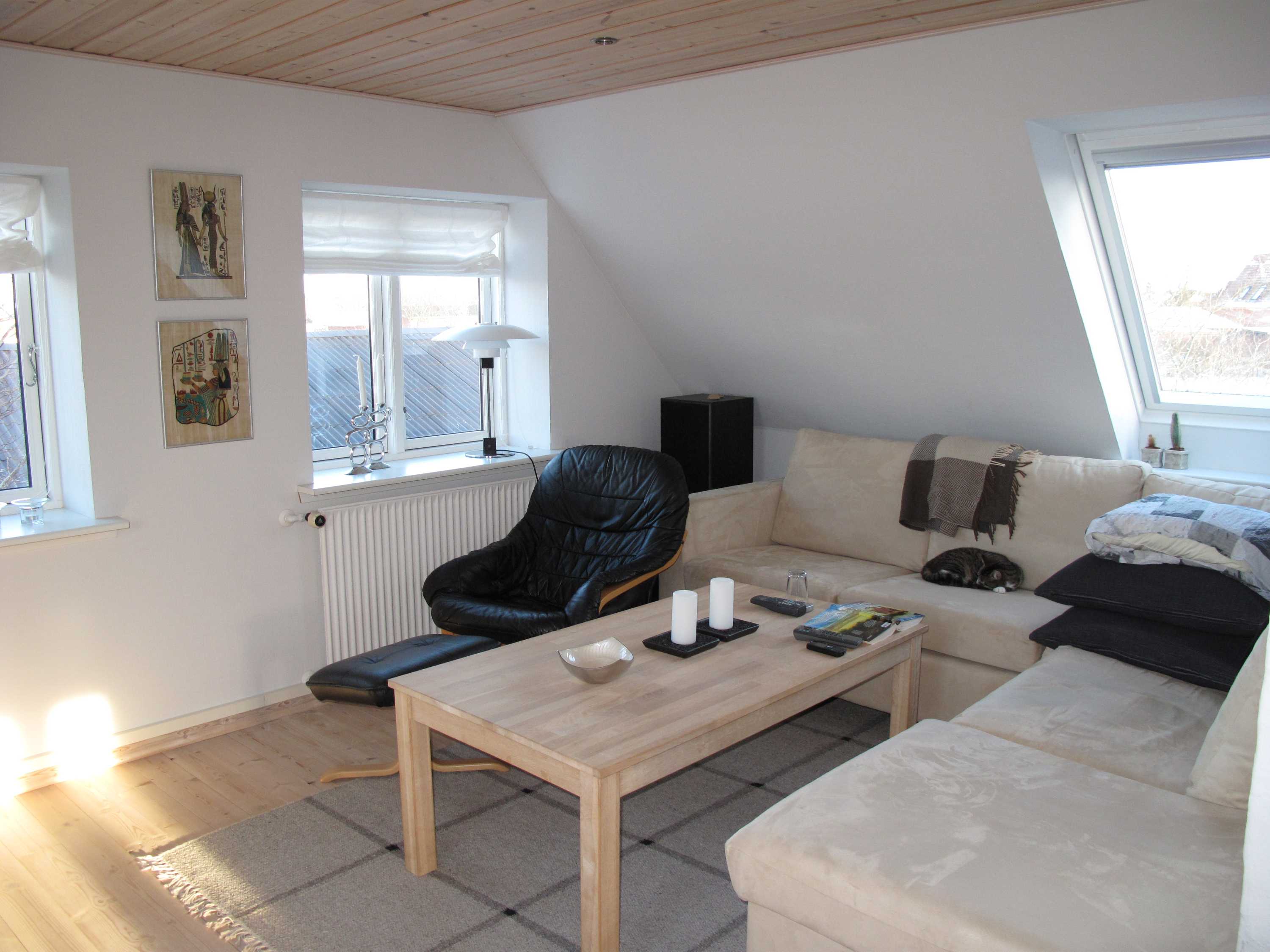 Fremhævet stue billede i fuldskærmstilstand. Billede af Lavavej 4, Østerild, 7700 Thisted