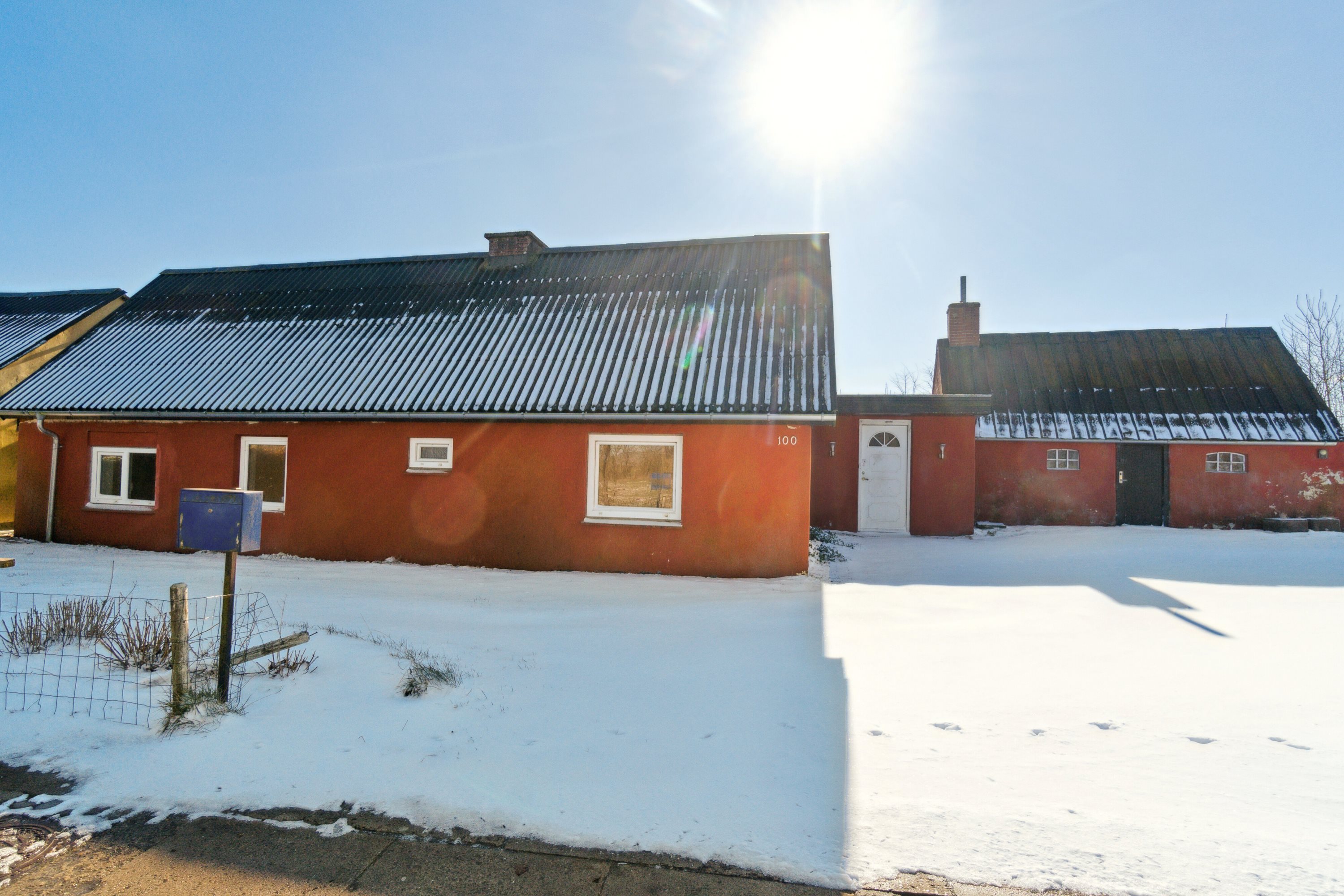 Fremhævet udendørs billede i fuldskærmstilstand. Billede af Borup Byvej 100, 8920 Randers NV