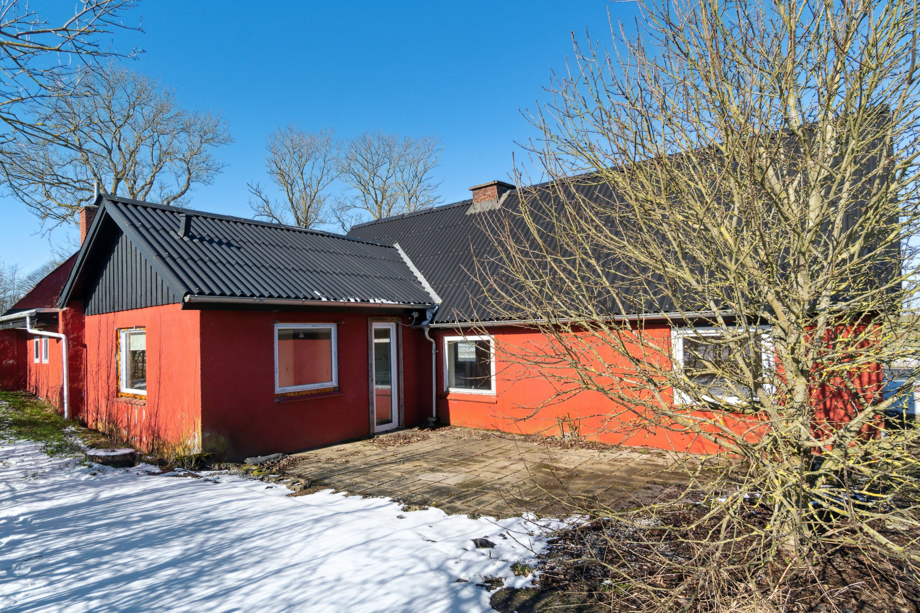 Fremhævet udendørs billede i fuldskærmstilstand. Billede af Borup Byvej 100, 8920 Randers NV