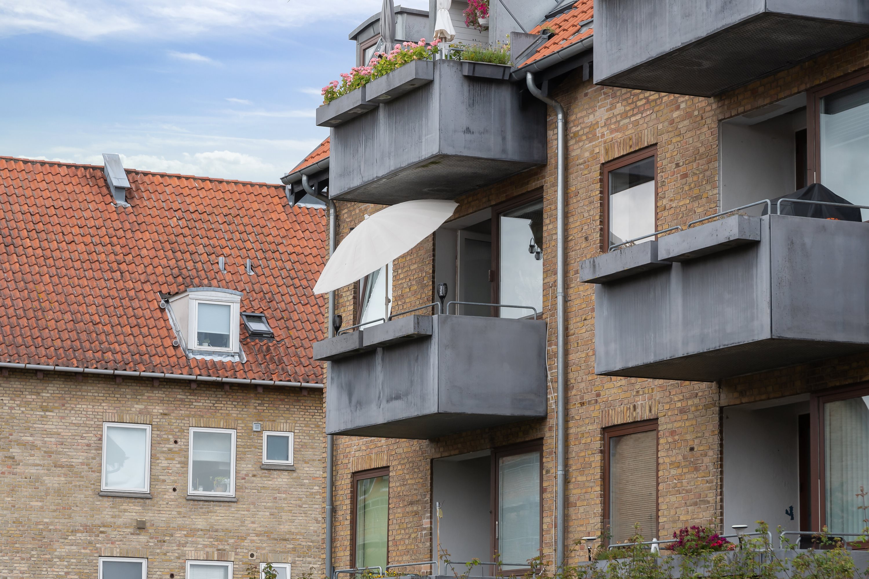 Fremhævet udsigt billede i fuldskærmstilstand. Billede af Helmer Søgårds Alle 13, 1. th., 2770 Kastrup