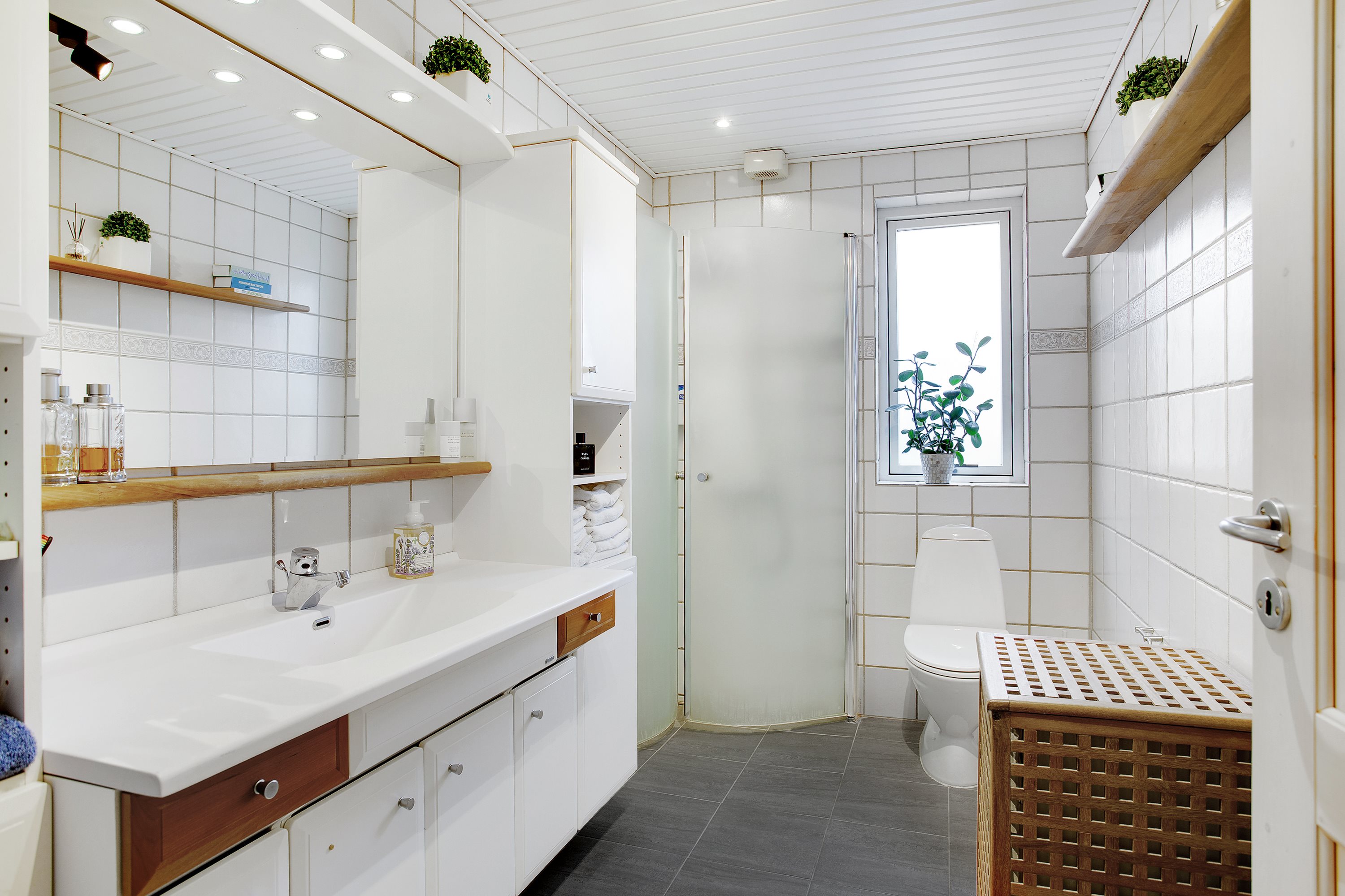 Fremhævet badeværelse billede i fuldskærmstilstand. Billede af Fænøvej 14, 9990 Skagen