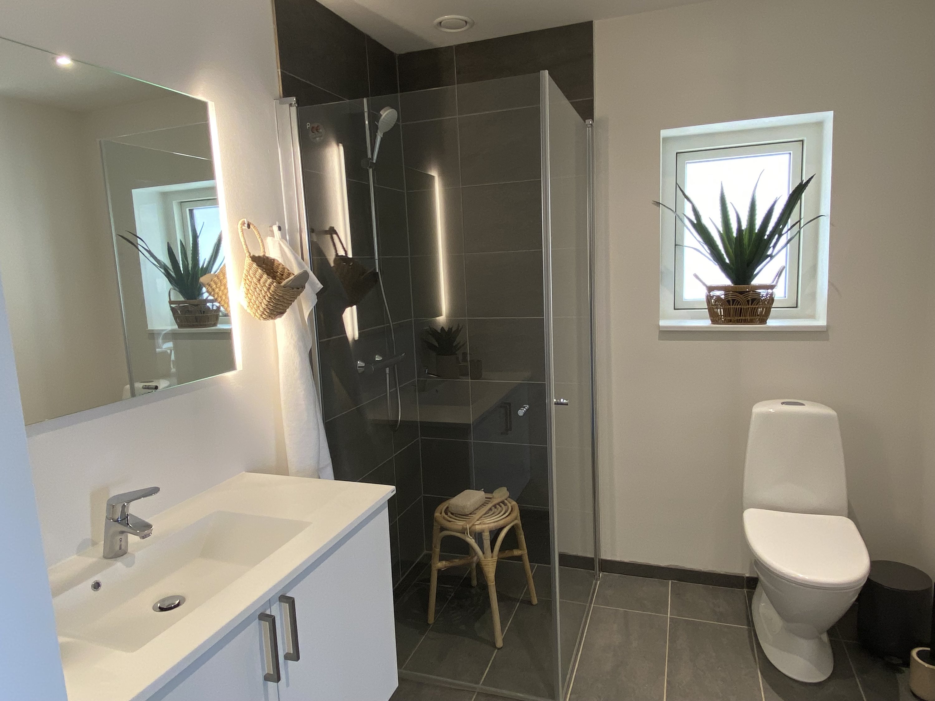 Fremhævet andet billede i fuldskærmstilstand. Billede af Magnolievej 2, Salten, 8653 Them