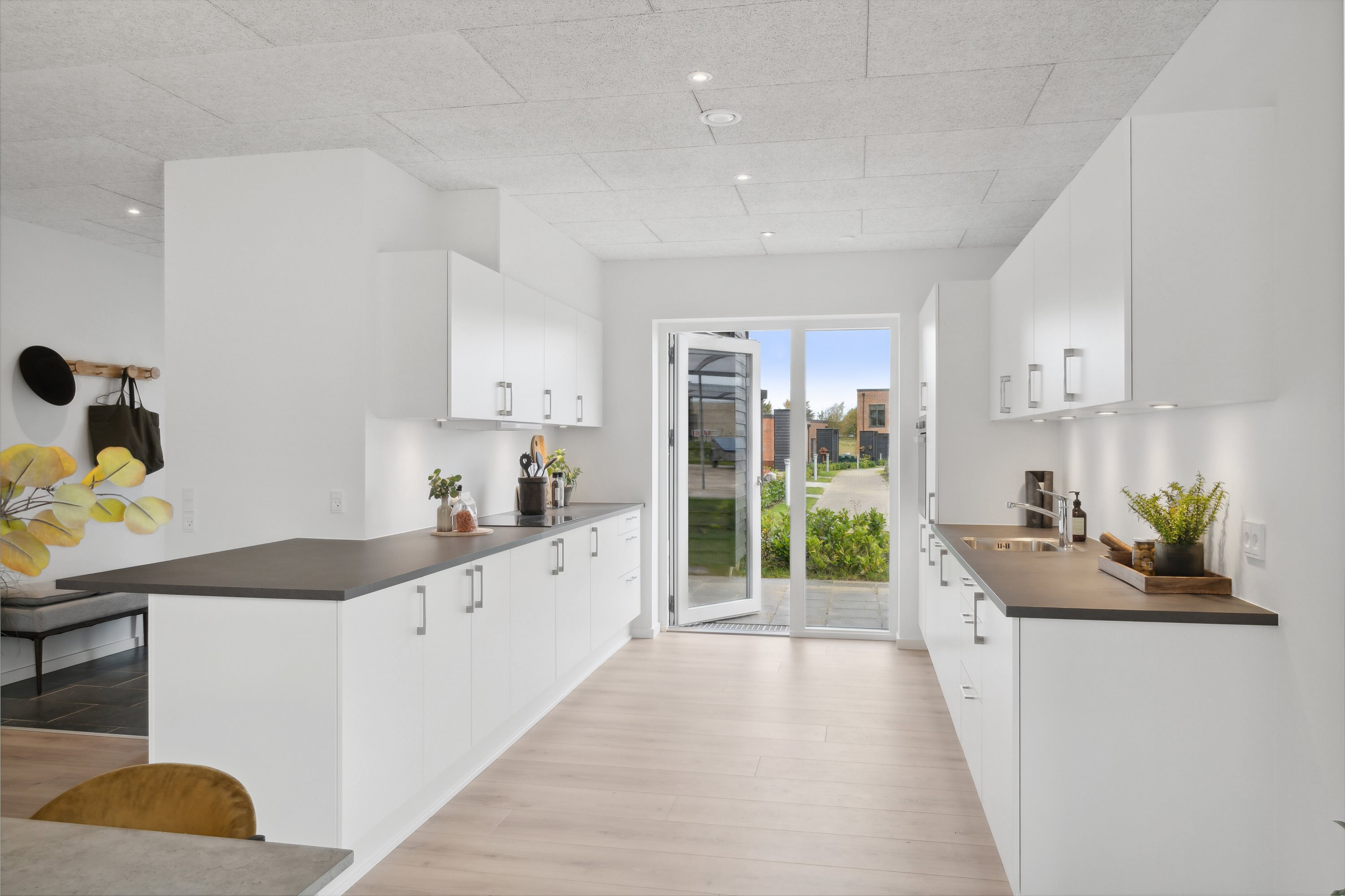 Fremhævet køkken billede i fuldskærmstilstand. Billede af Lønnebergvej 71, 1., 8600 Silkeborg