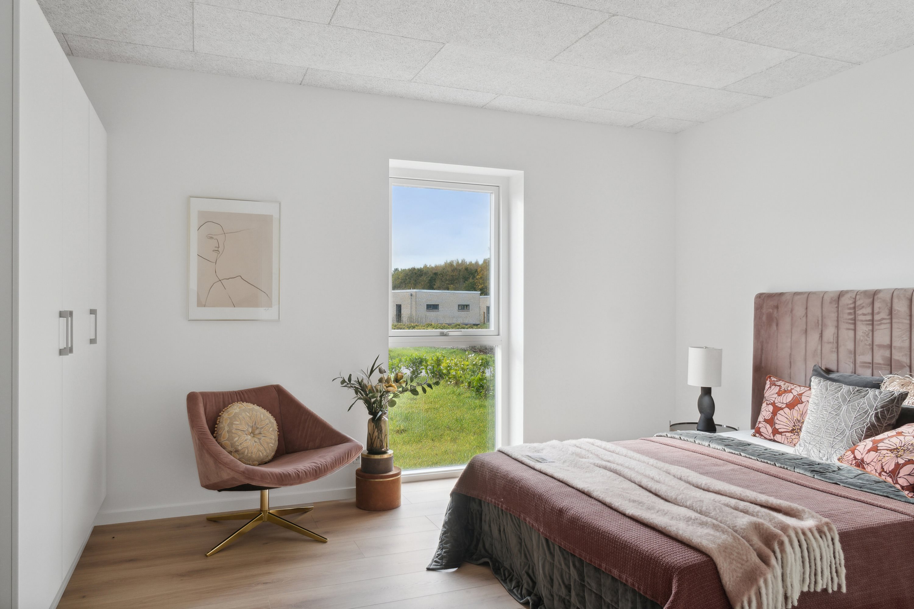 Fremhævet værelse billede i fuldskærmstilstand. Billede af Lønnebergvej 71, 1., 8600 Silkeborg