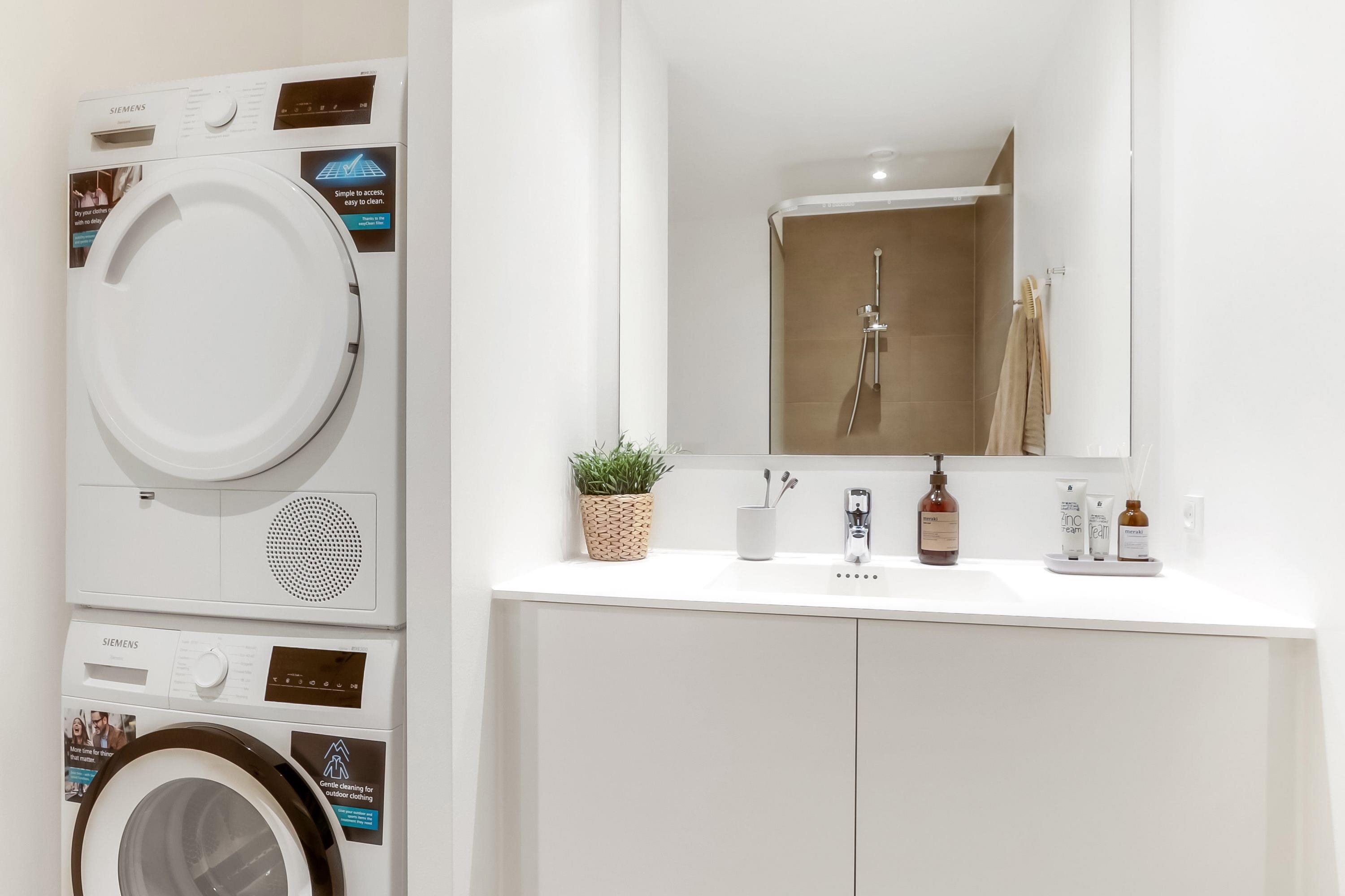 Fremhævet badeværelse billede i fuldskærmstilstand. Billede af Skibsbyggerstræde 14, 2. th., 5000 Odense C