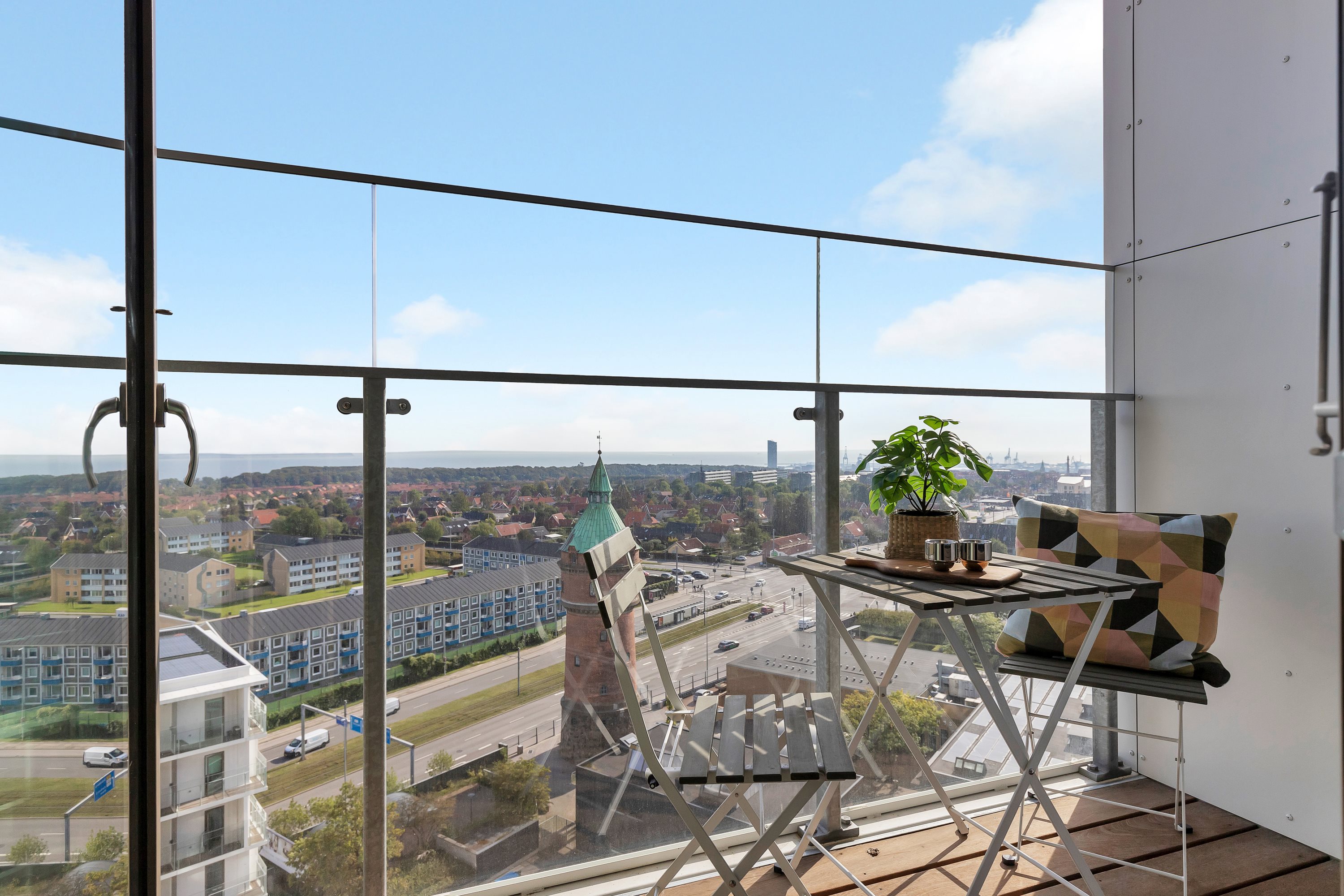 Fremhævet andet billede i fuldskærmstilstand. Billede af Gøteborg Allé 6, 4. 18., 8200 Aarhus N