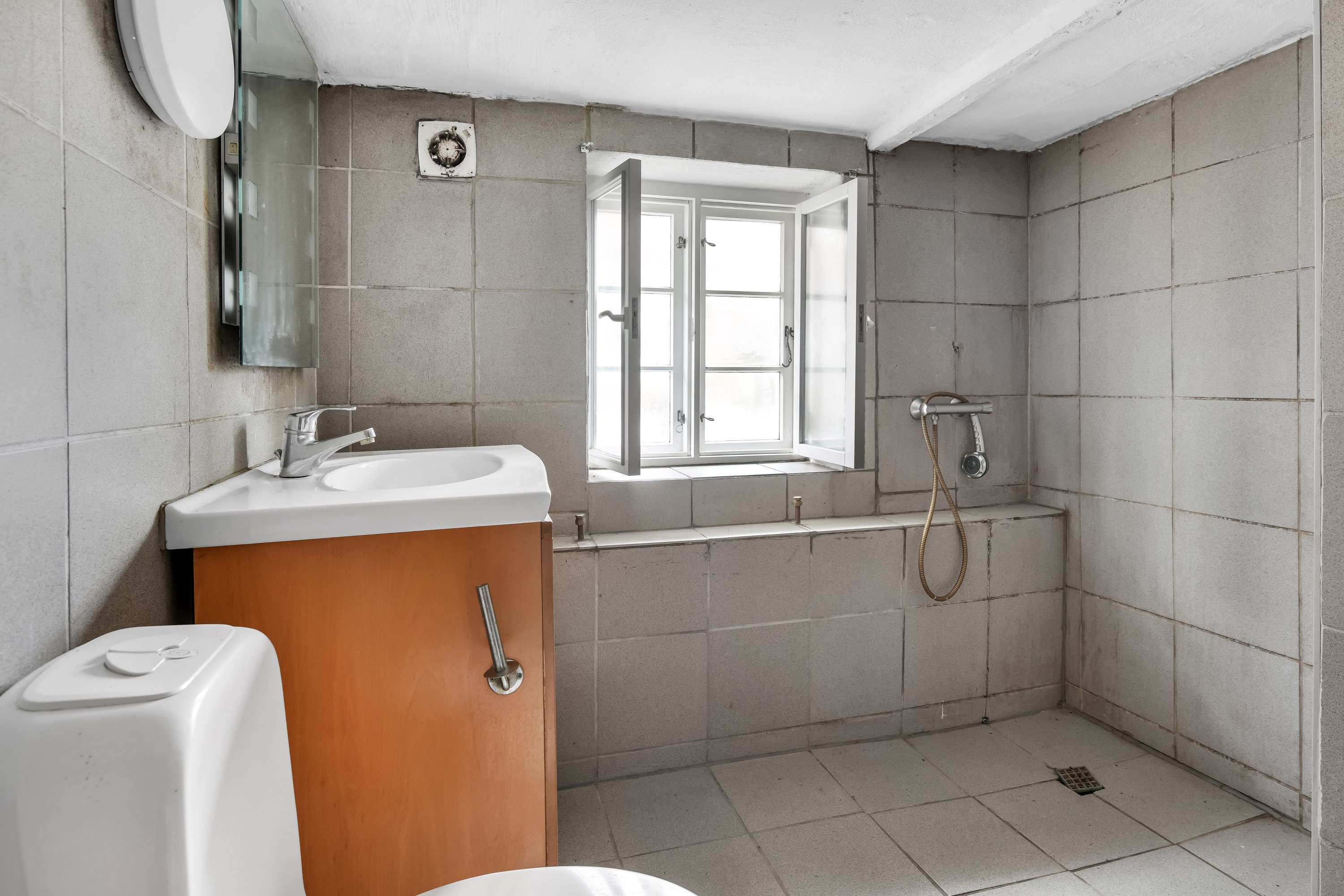 Fremhævet badeværelse billede i fuldskærmstilstand. Billede af Sønder Land 9, Sønderho, 6720 Fanø