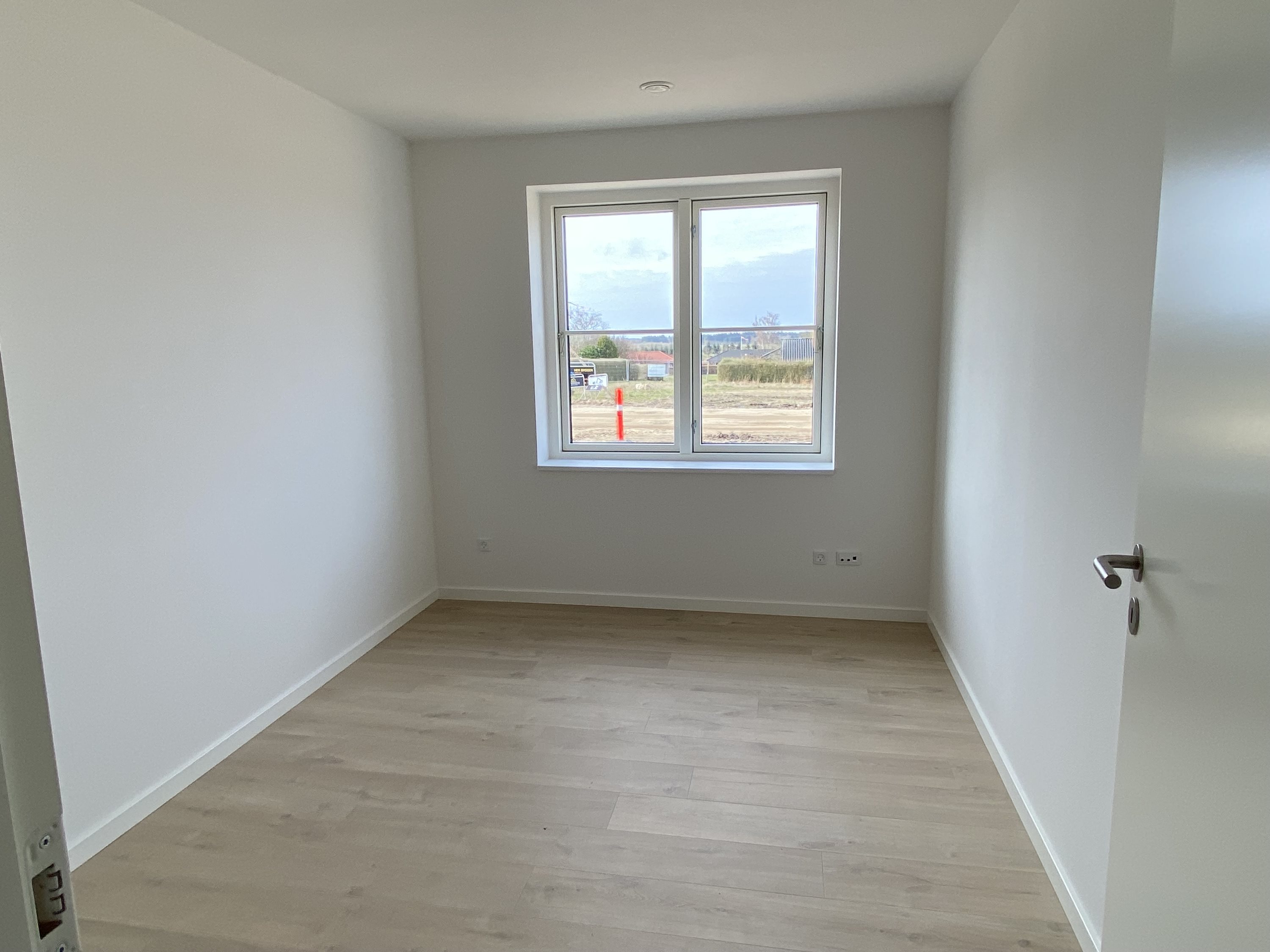 Fremhævet andet billede i fuldskærmstilstand. Billede af Syrenvej 5, Salten, 8653 Them