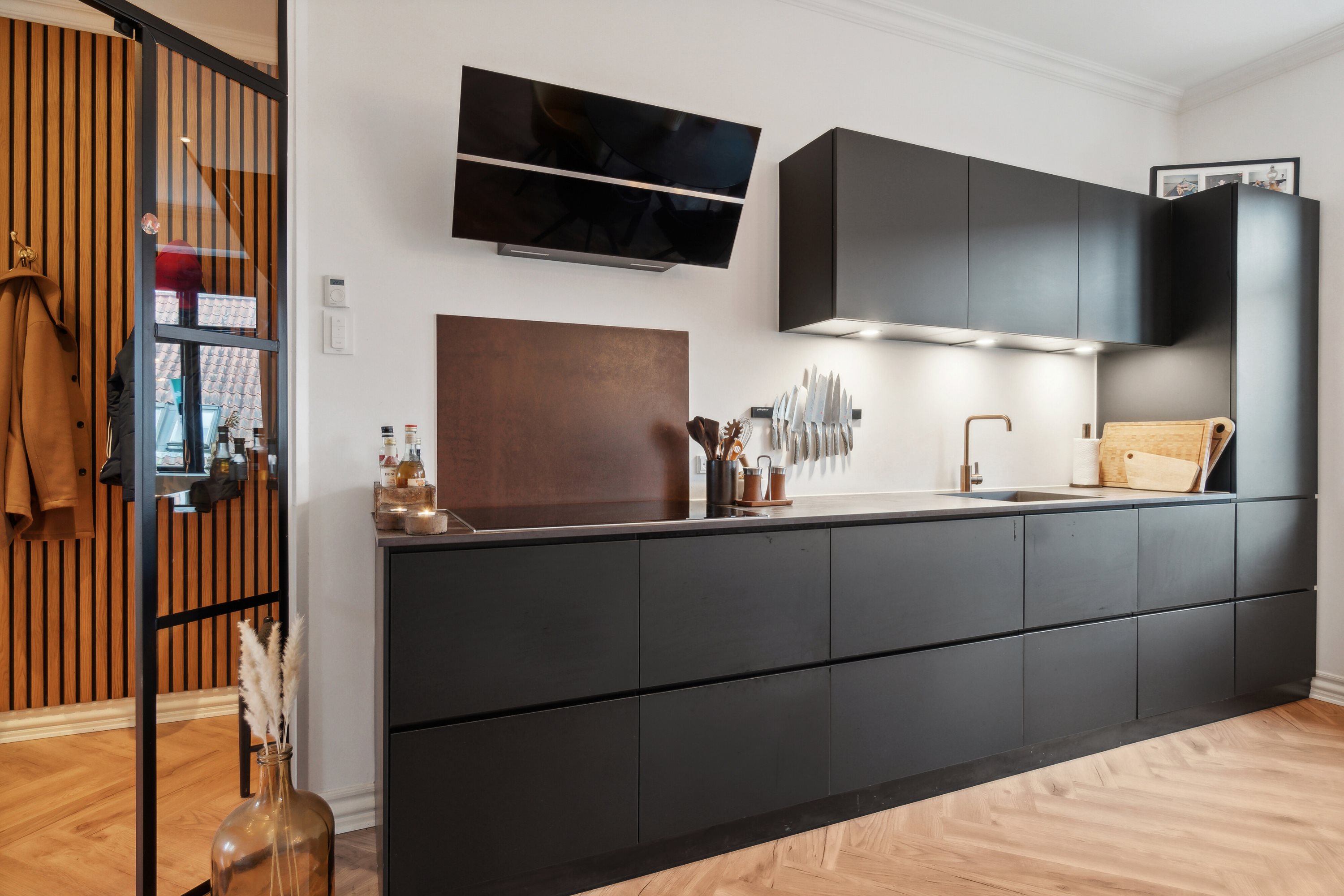 Miniaturebillede 1: køkken. Billede af Søndergade 23, 2. th., 8600 Silkeborg