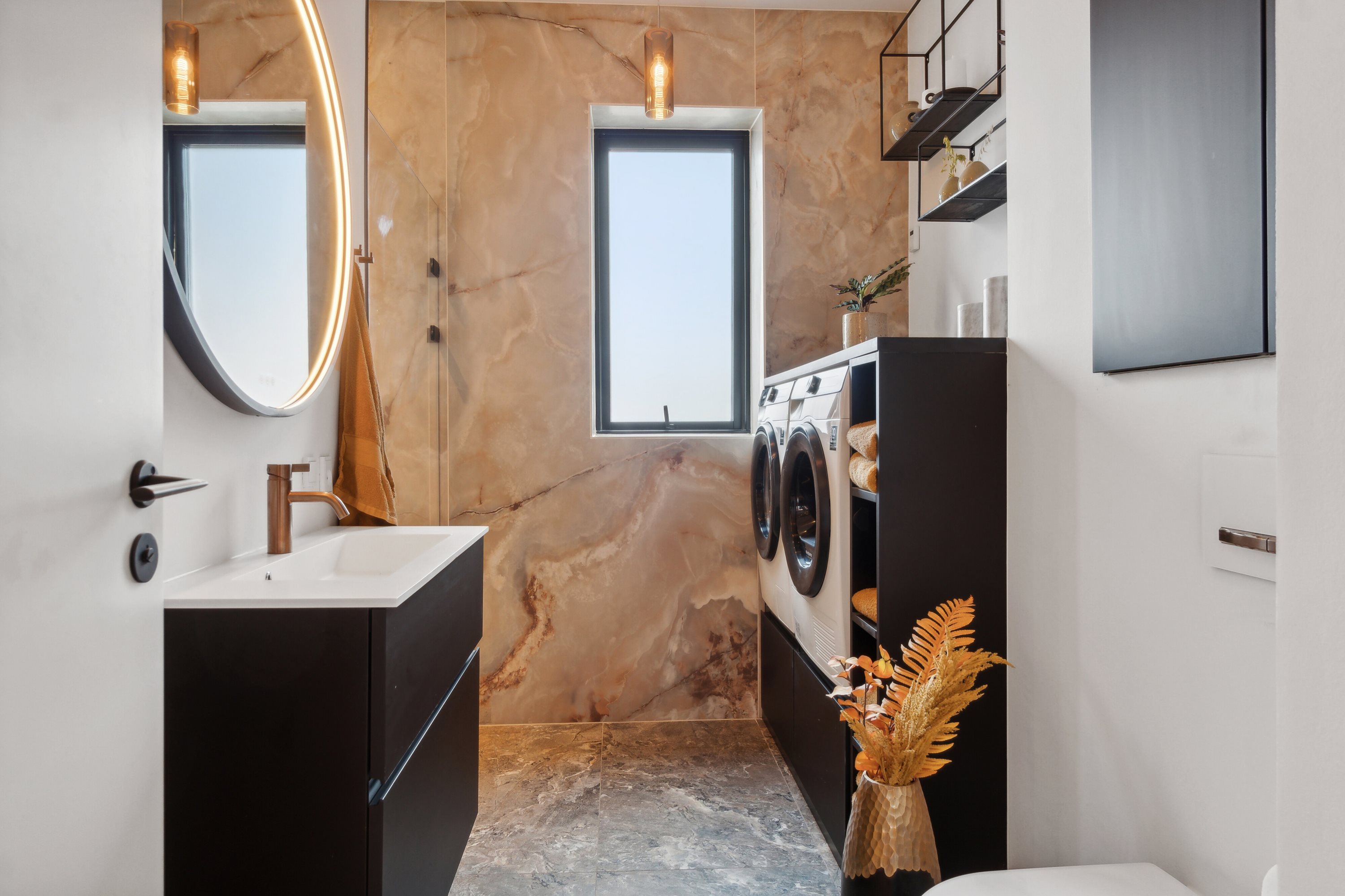 Fremhævet indendørs billede i fuldskærmstilstand. Billede af Søndergade 23, 2. th., 8600 Silkeborg