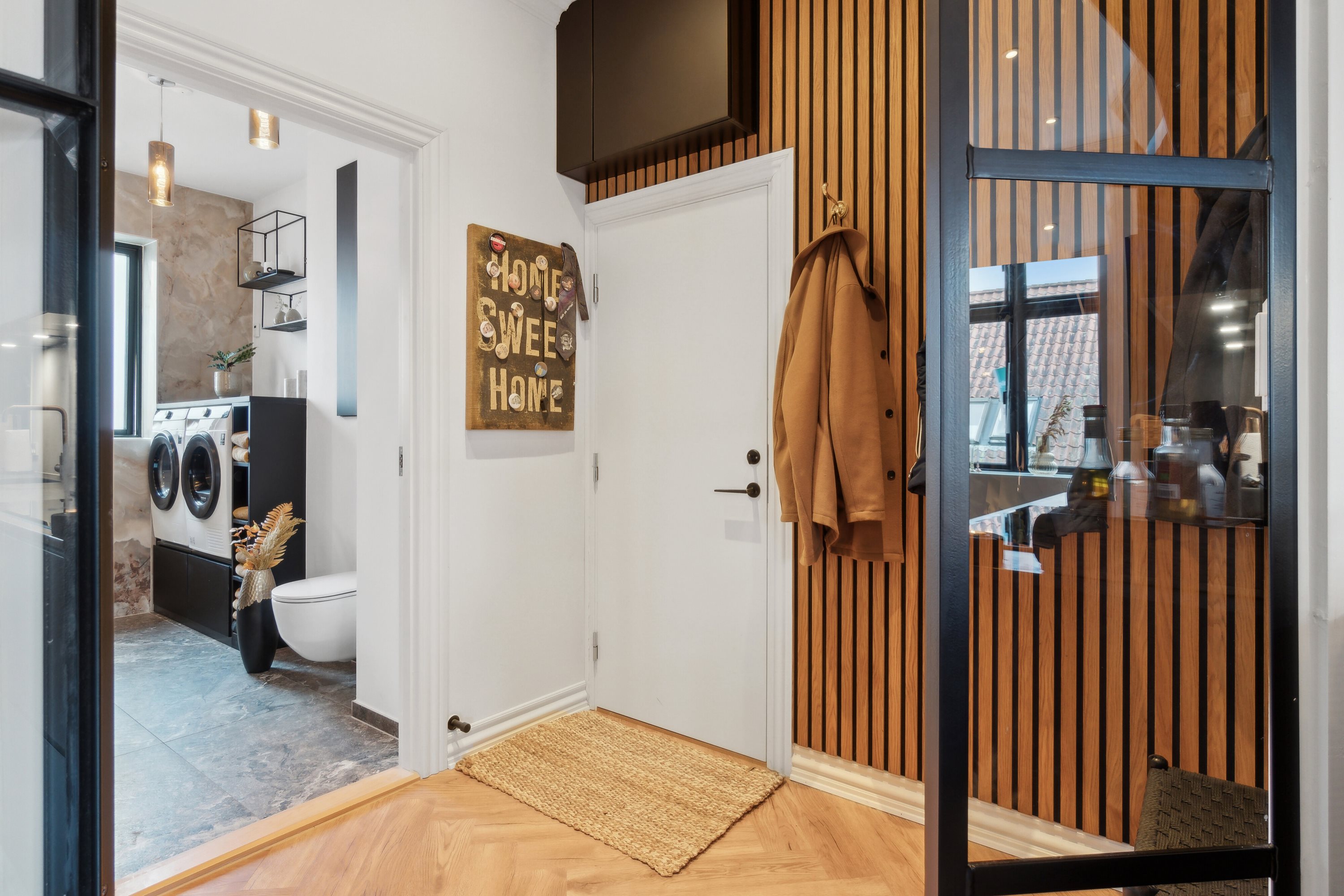 Fremhævet indendørs billede i fuldskærmstilstand. Billede af Søndergade 23, 2. th., 8600 Silkeborg