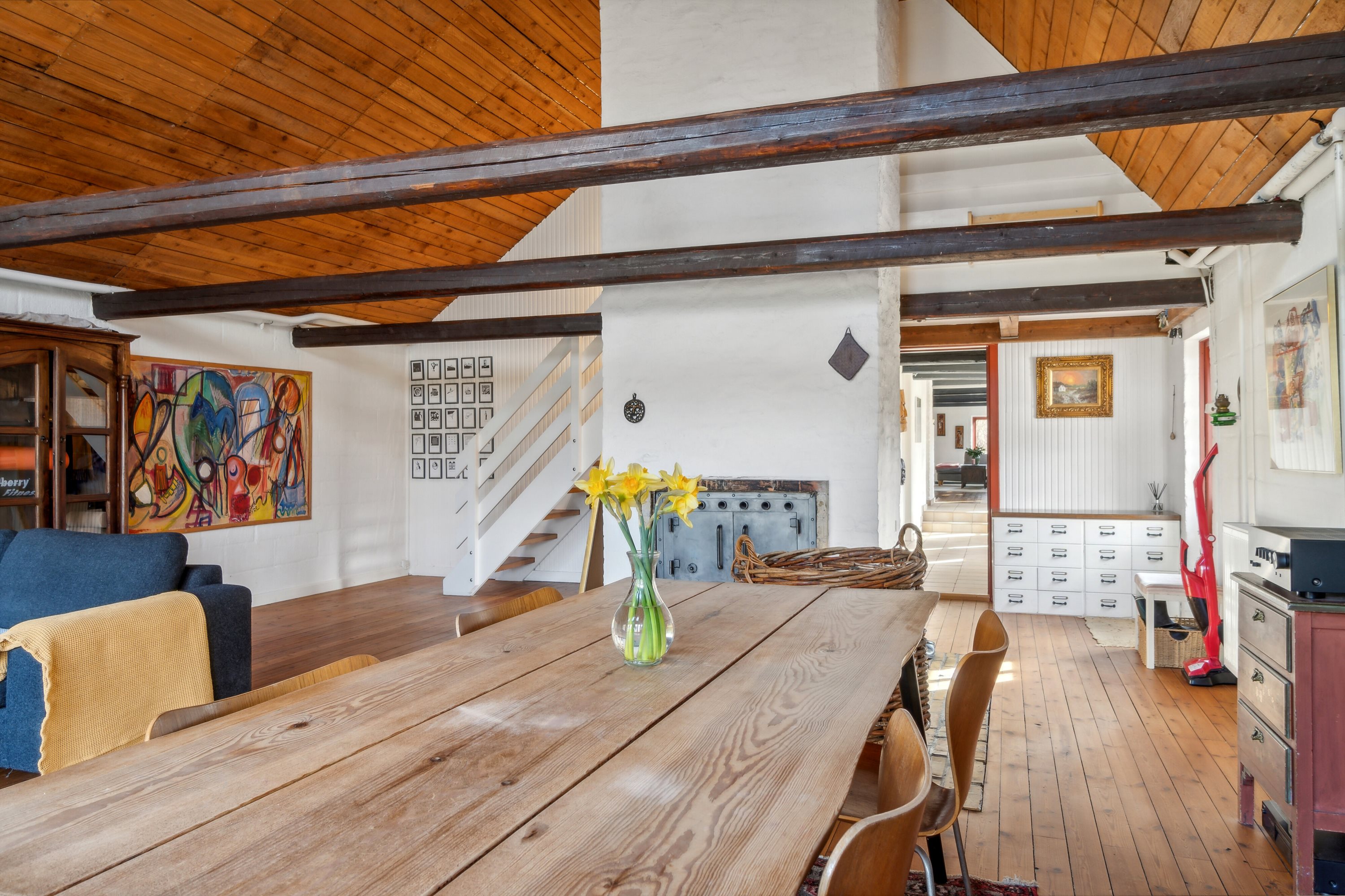 Fremhævet stue billede i fuldskærmstilstand. Billede af Stormgårdsvej 13, Skuldelev, 4050 Skibby