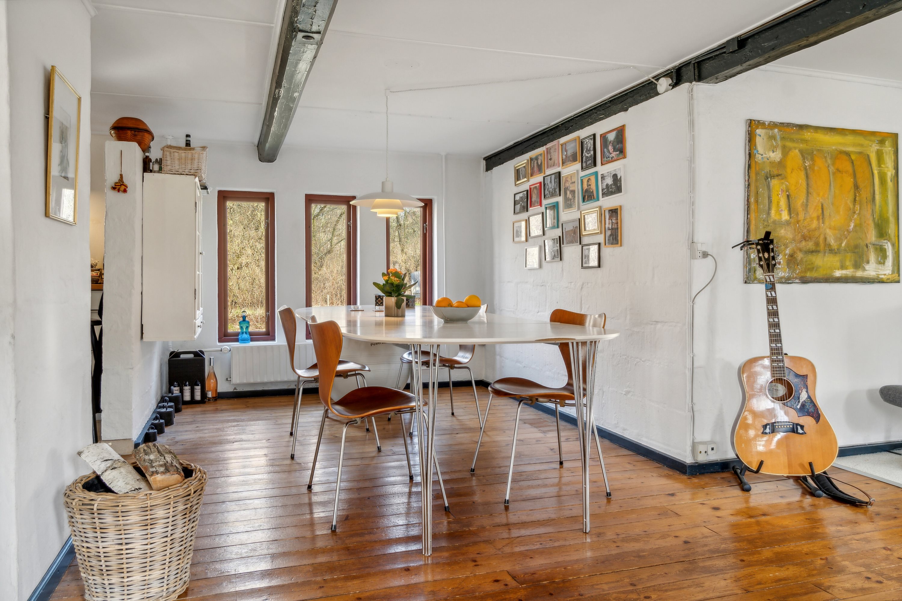 Fremhævet spisestue billede i fuldskærmstilstand. Billede af Stormgårdsvej 13, Skuldelev, 4050 Skibby