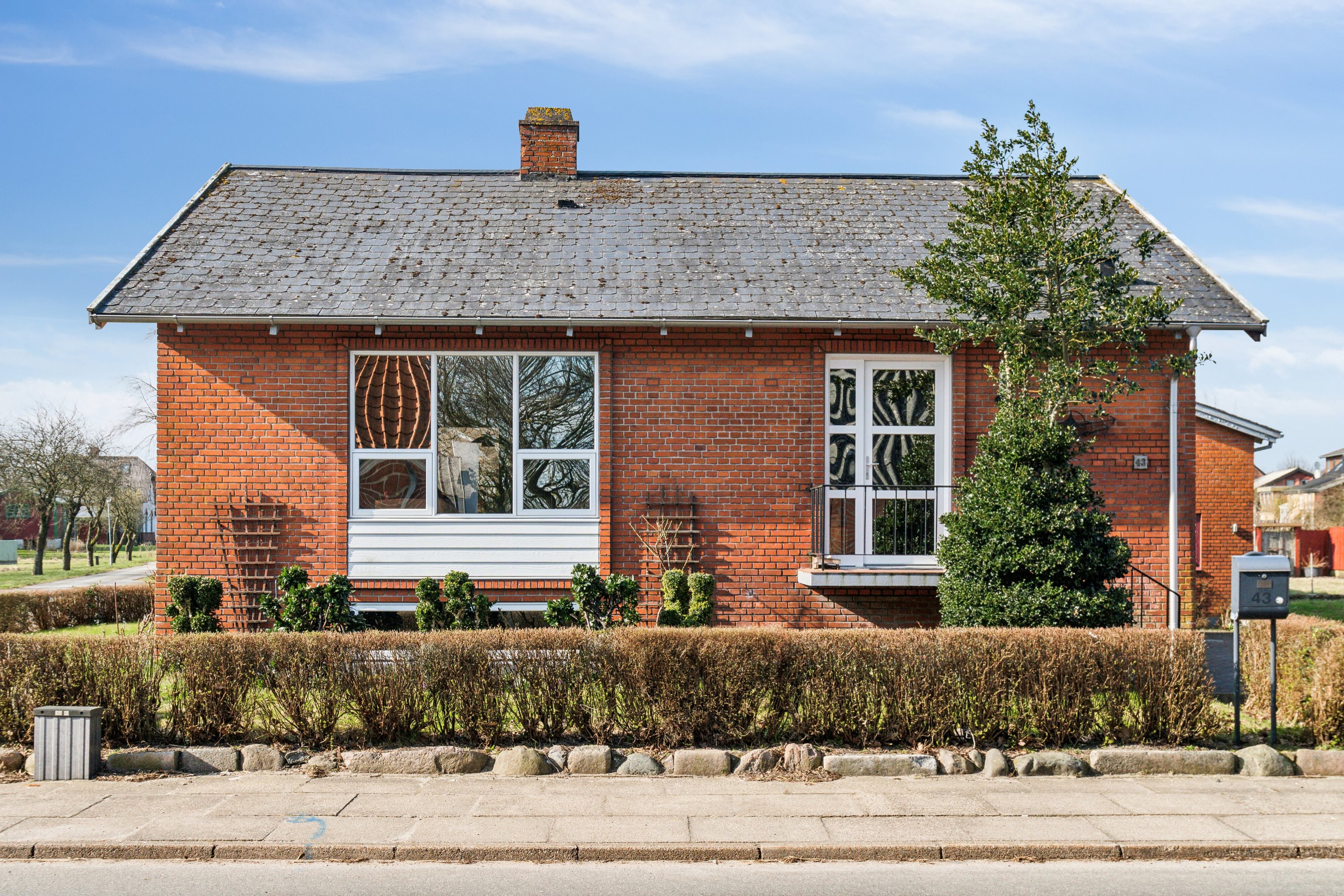 Fremhævet set fra vejen billede i fuldskærmstilstand. Billede af Bromøllevej 43, Hunstrup, 7700 Thisted