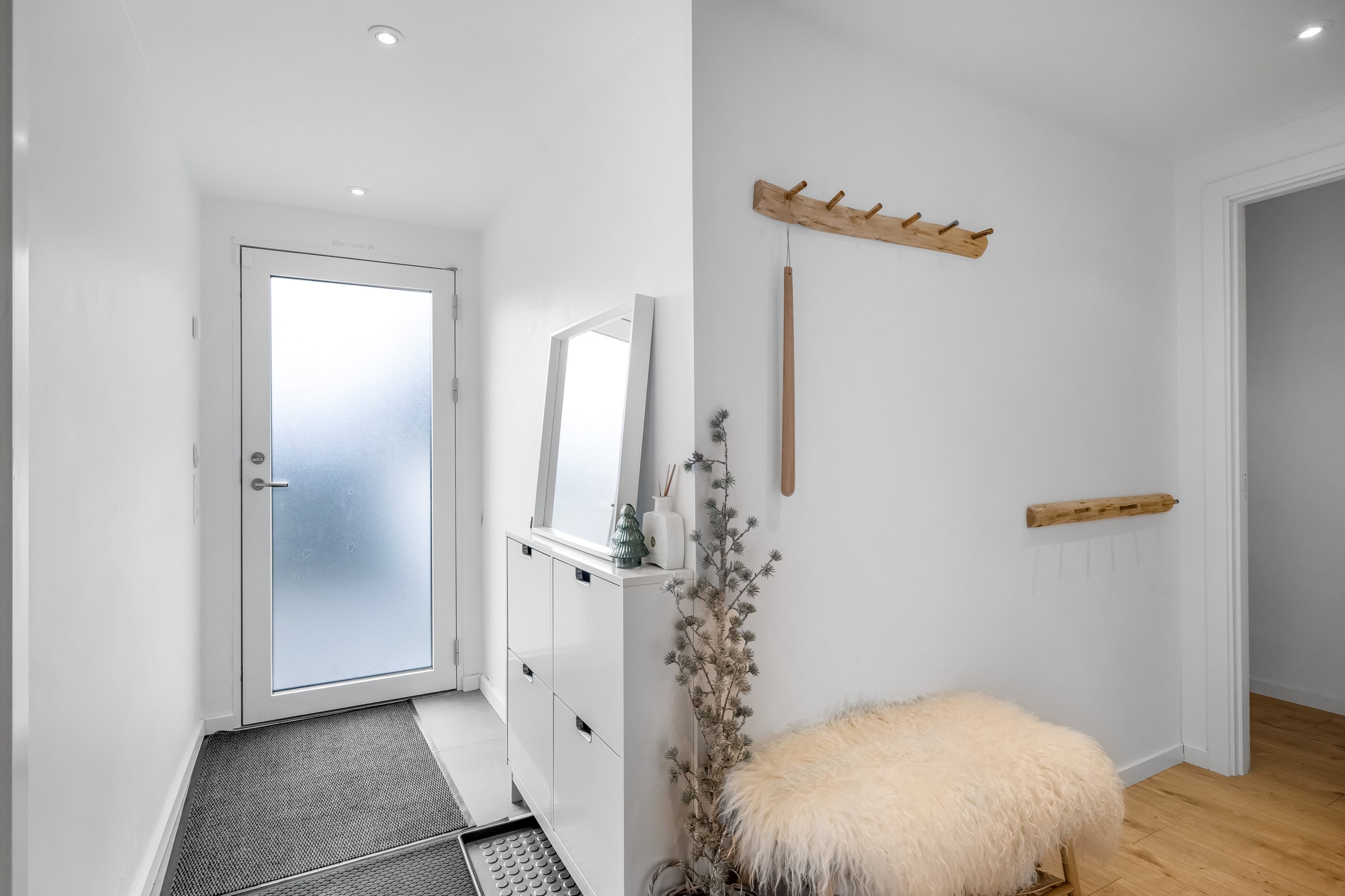 Fremhævet gang billede i fuldskærmstilstand. Billede af Gammel Viborgvej 124, 8471 Sabro