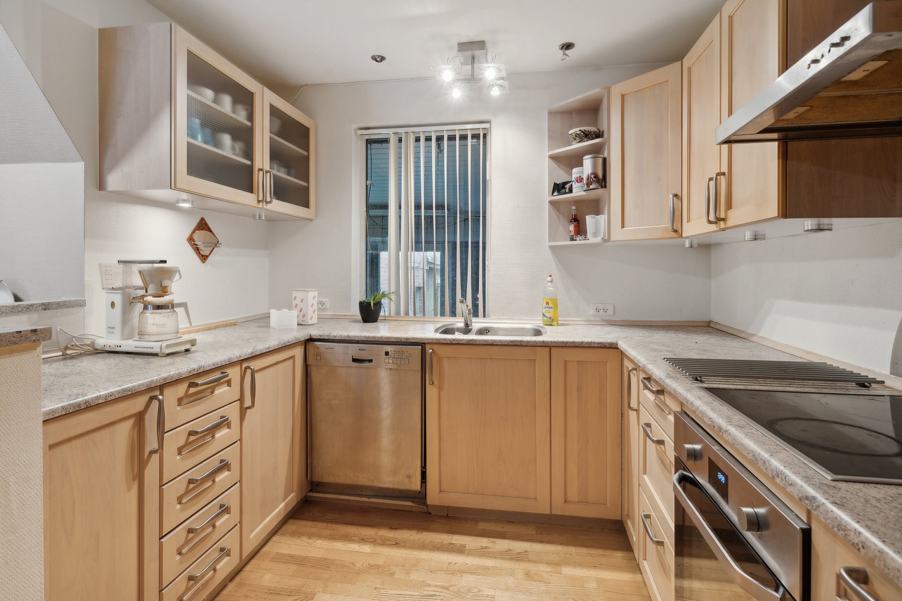 Fremhævet køkken billede i fuldskærmstilstand. Billede af Ørevadbrovej 65, 8632 Lemming