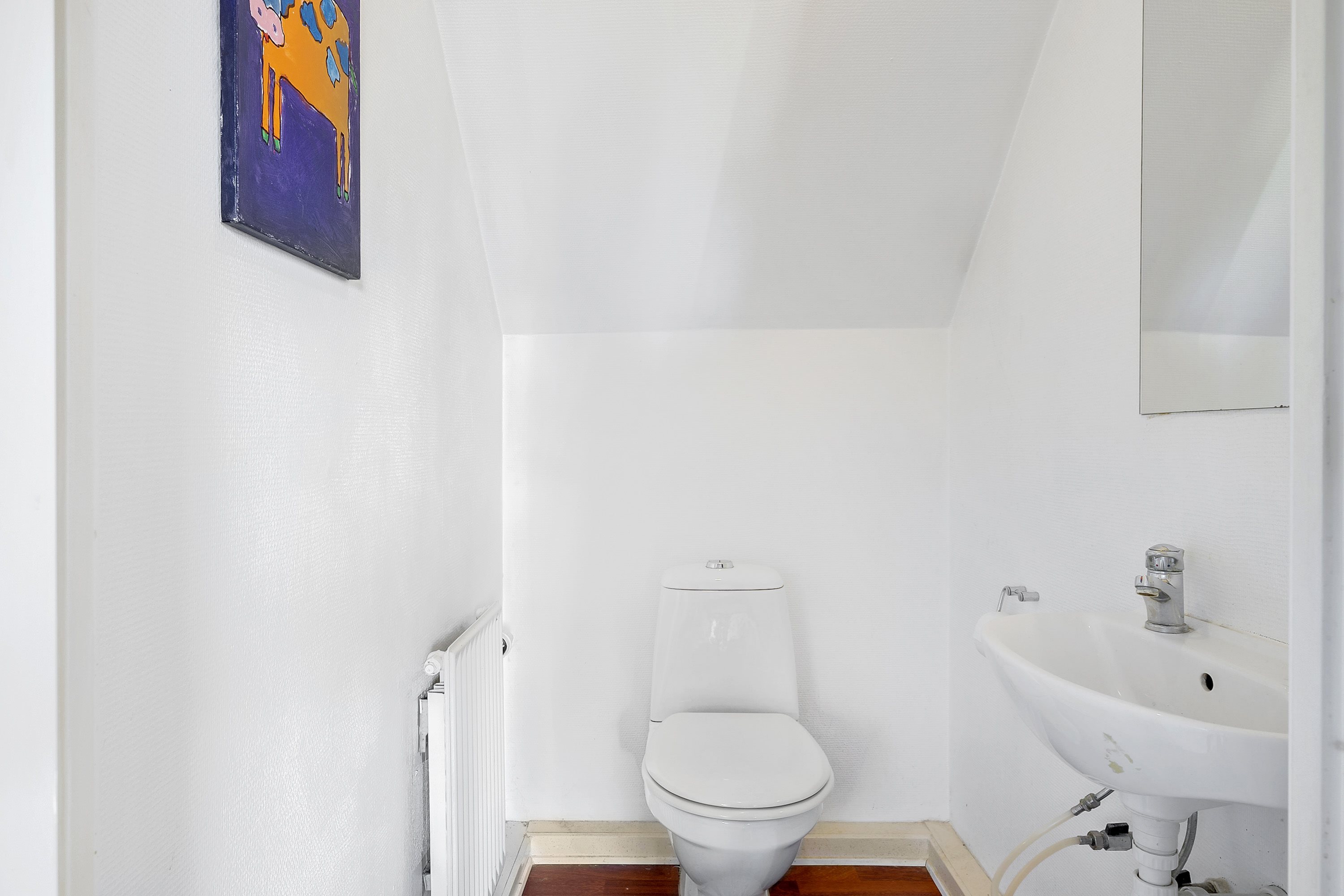 Fremhævet gæstetoilet billede i fuldskærmstilstand. Billede af Viborgvej 24, Hammershøj, 8830 Tjele