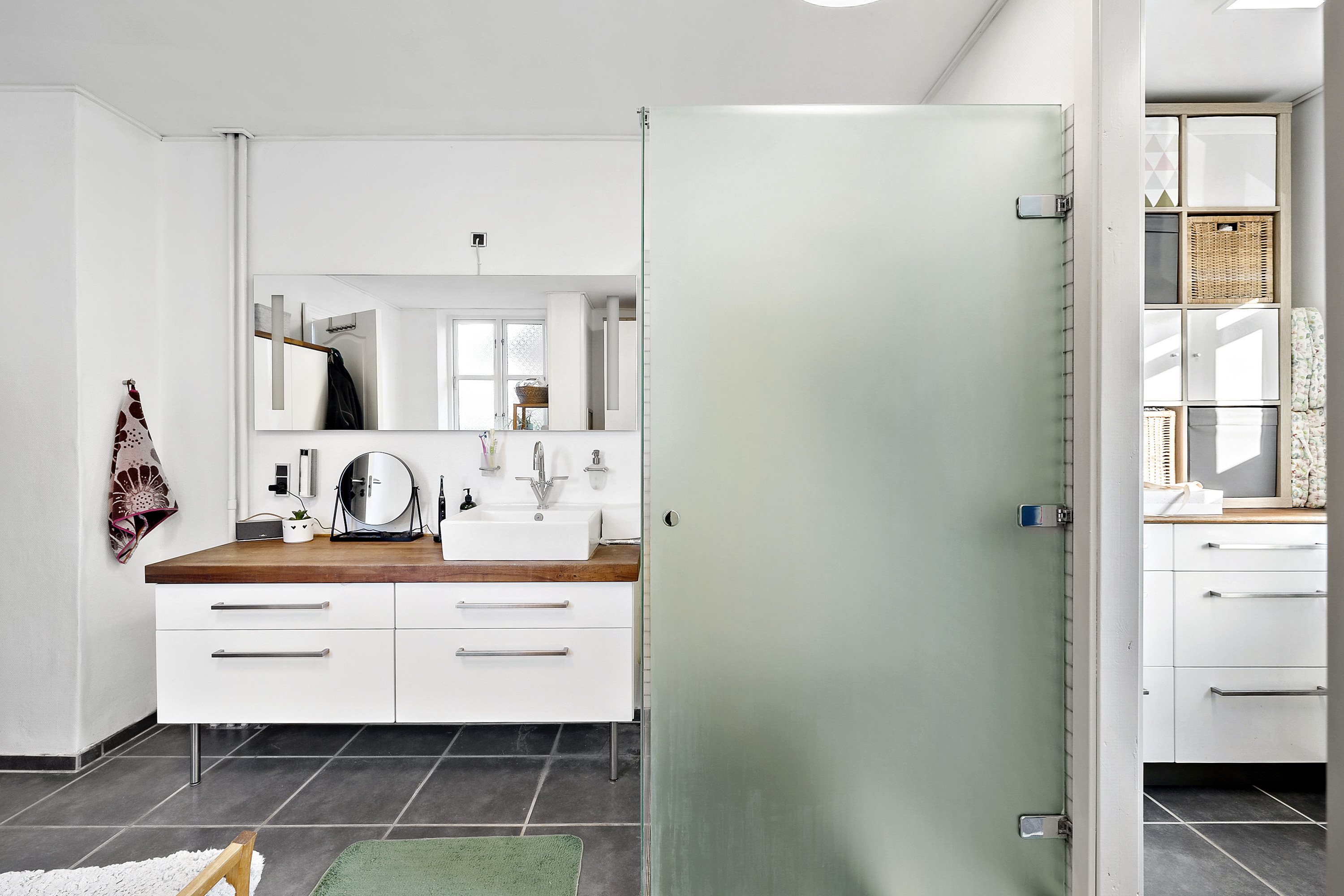 Fremhævet badeværelse billede i fuldskærmstilstand. Billede af Viborgvej 24, Hammershøj, 8830 Tjele