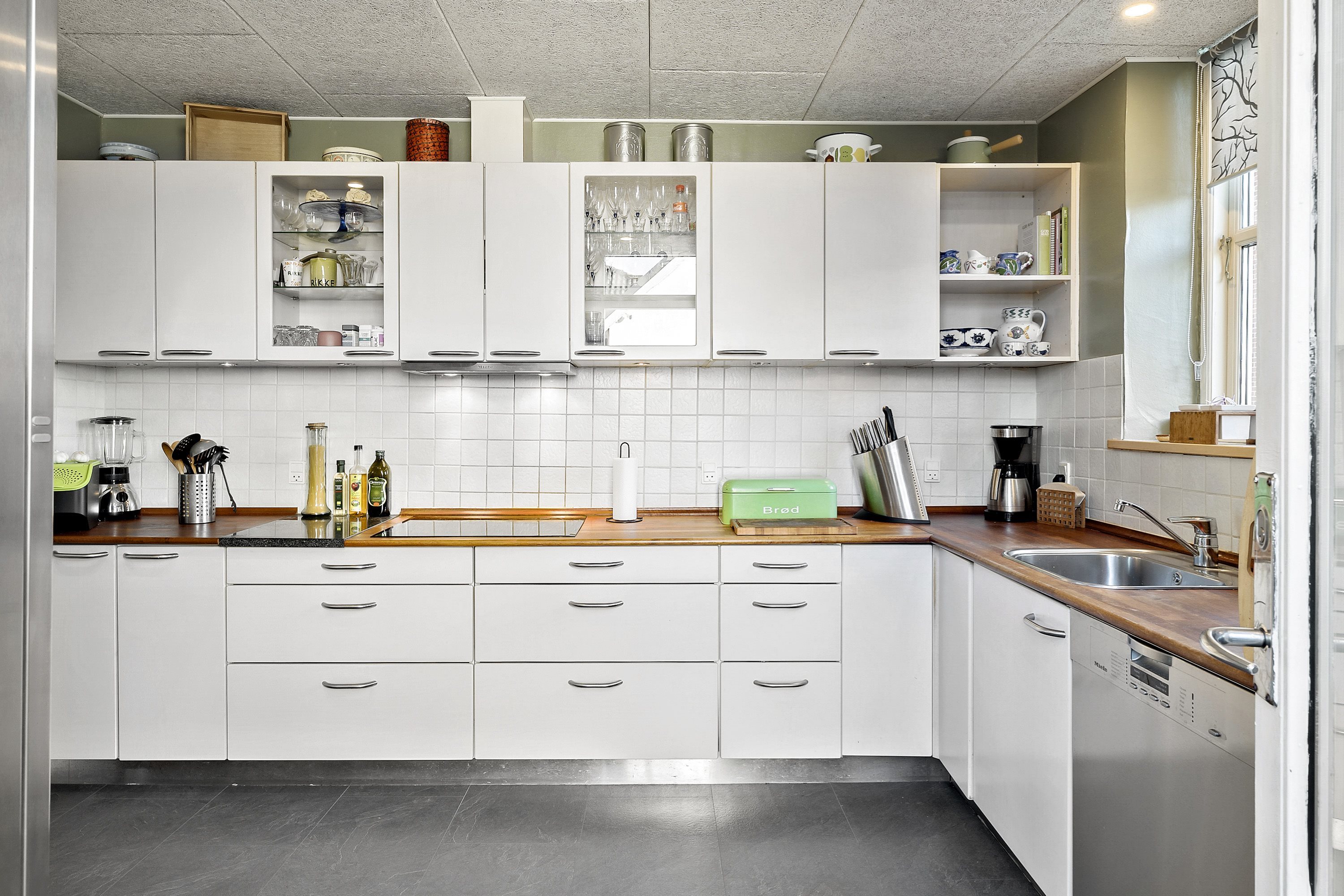 Fremhævet køkken billede i fuldskærmstilstand. Billede af Viborgvej 24, Hammershøj, 8830 Tjele