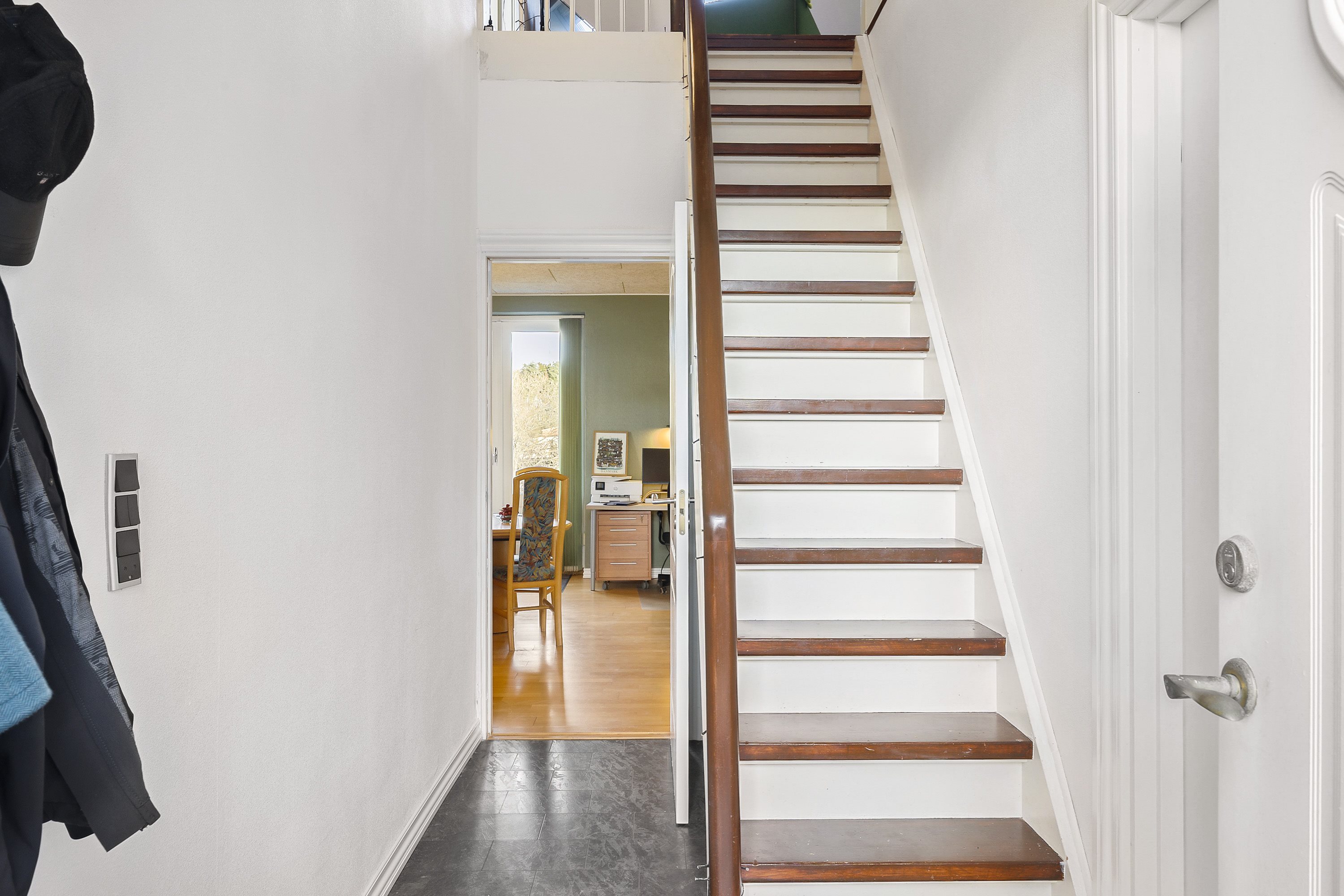 Fremhævet entré billede i fuldskærmstilstand. Billede af Viborgvej 24, Hammershøj, 8830 Tjele