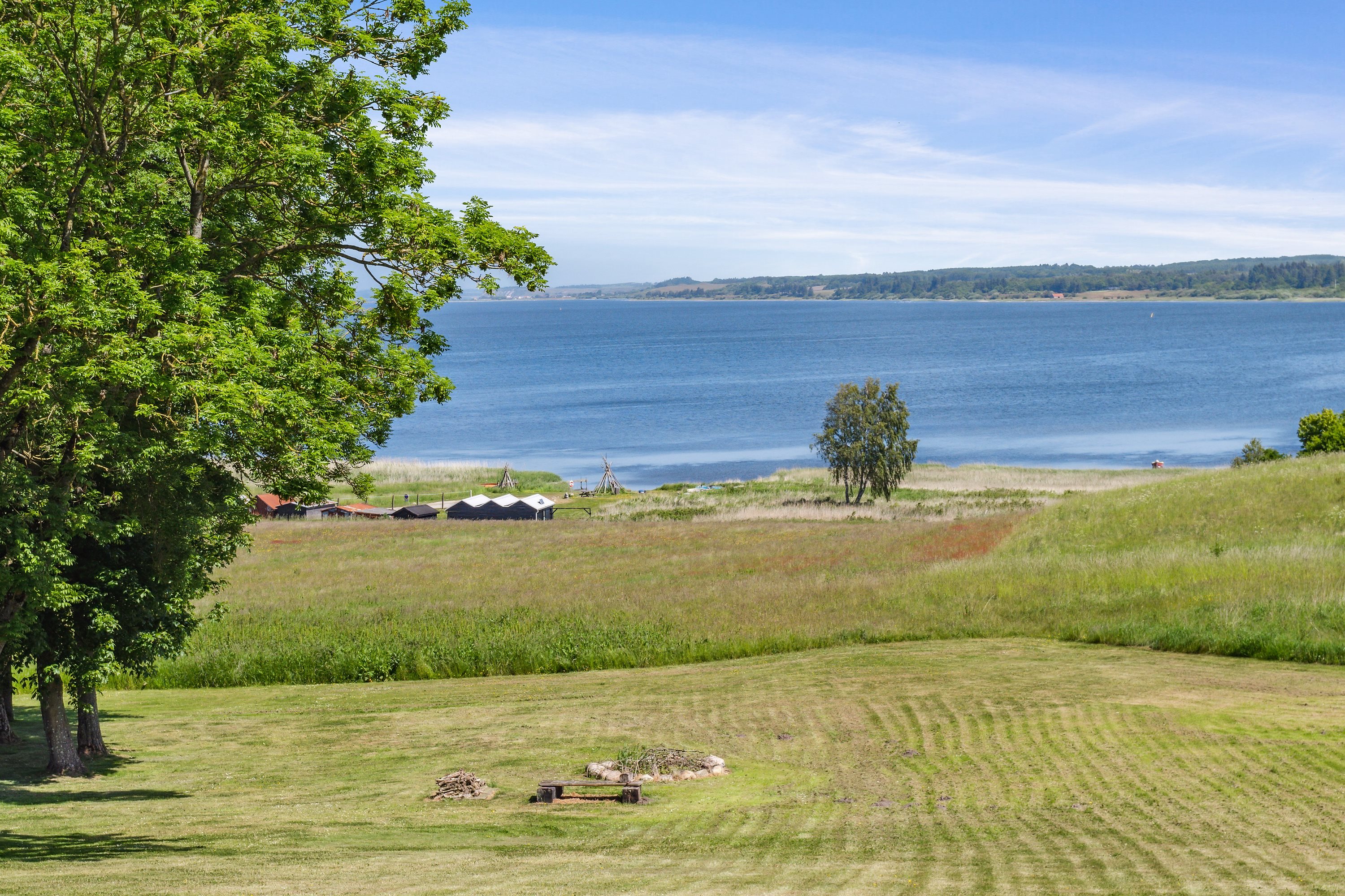 Fremhævet  billede i fuldskærmstilstand. Billede af Fjordvej 2, Knudby, 8831 Løgstrup