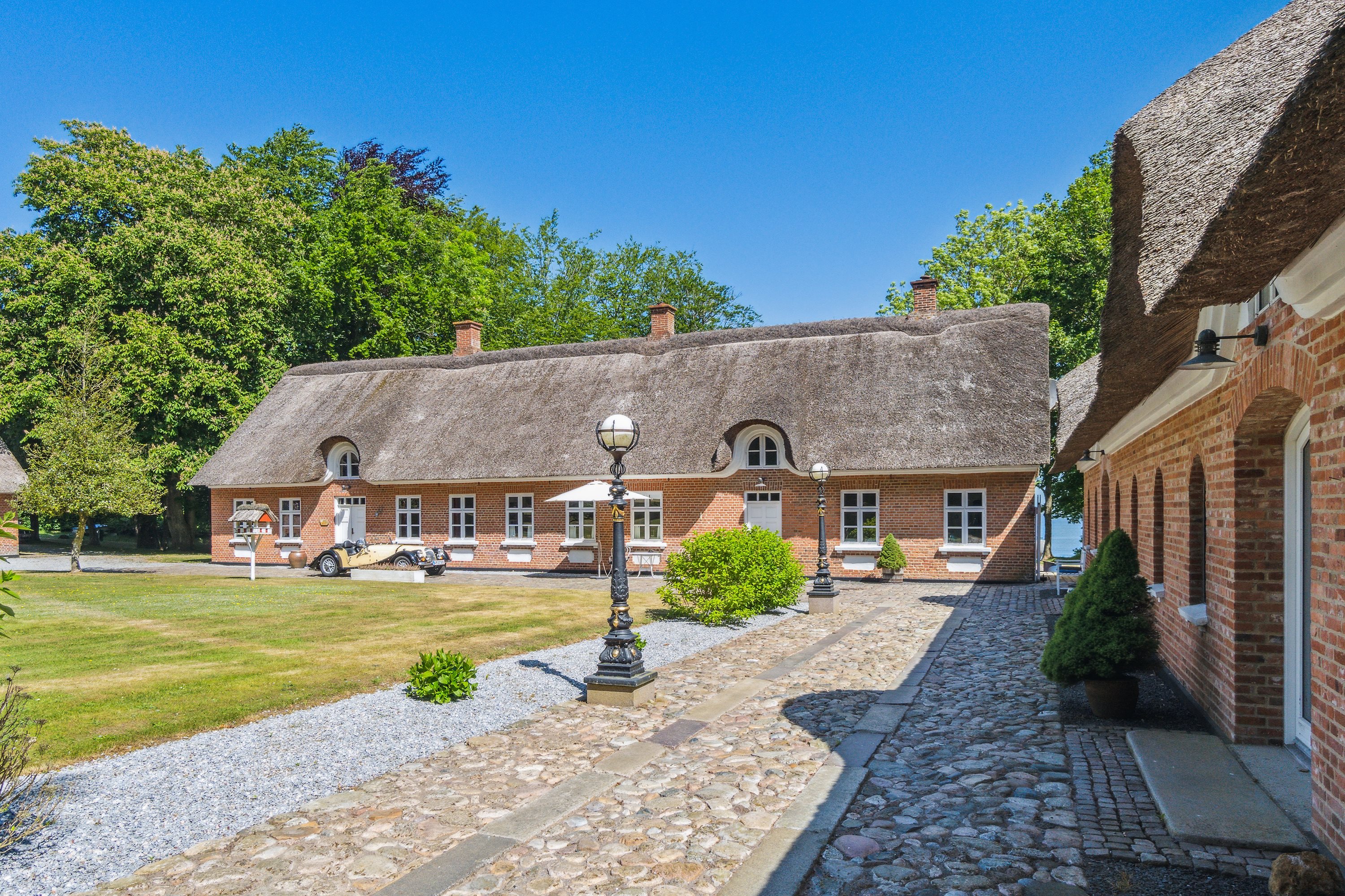 Fremhævet  billede i fuldskærmstilstand. Billede af Fjordvej 2, Knudby, 8831 Løgstrup