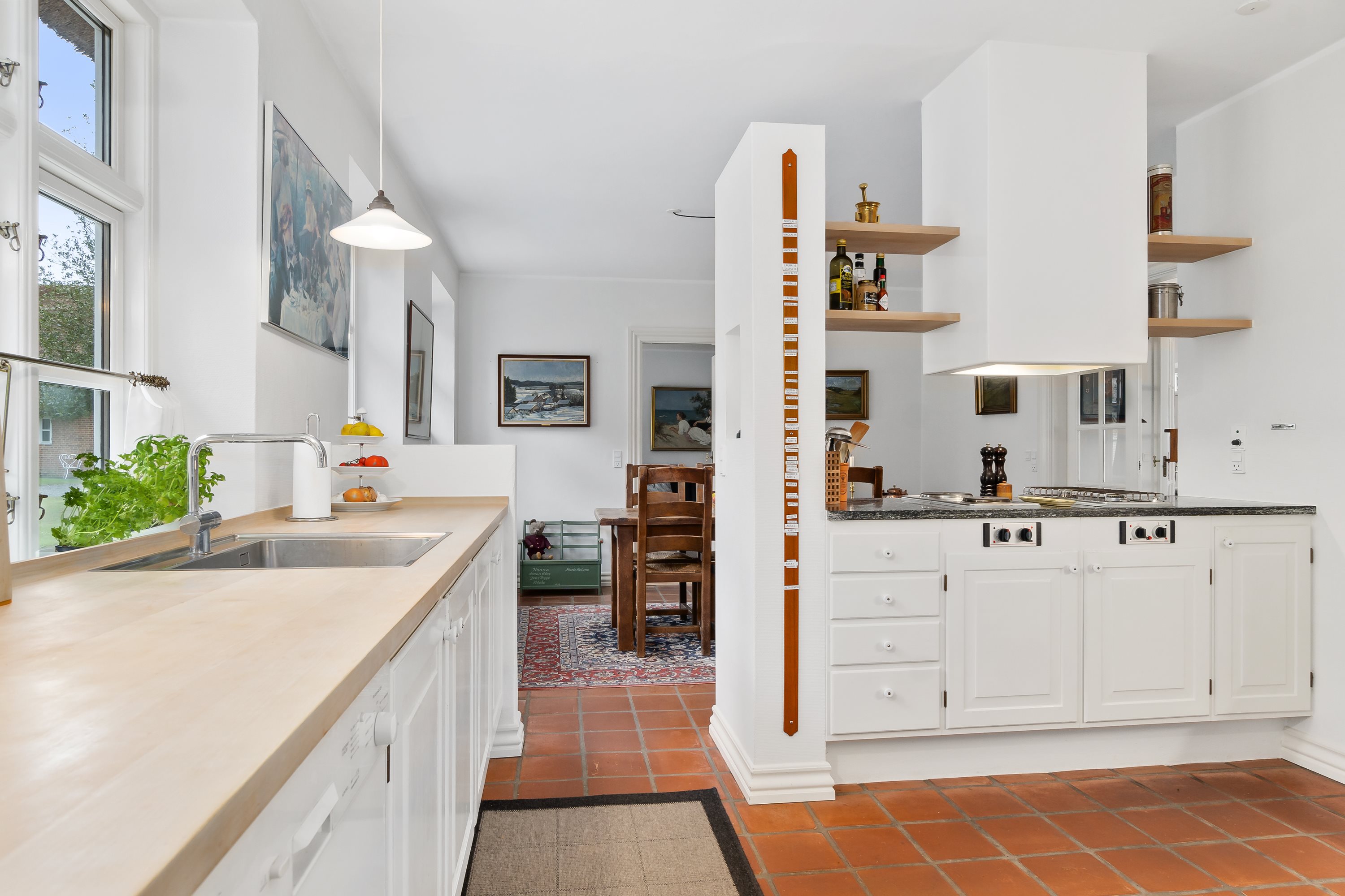 Fremhævet  billede i fuldskærmstilstand. Billede af Fjordvej 2, Knudby, 8831 Løgstrup