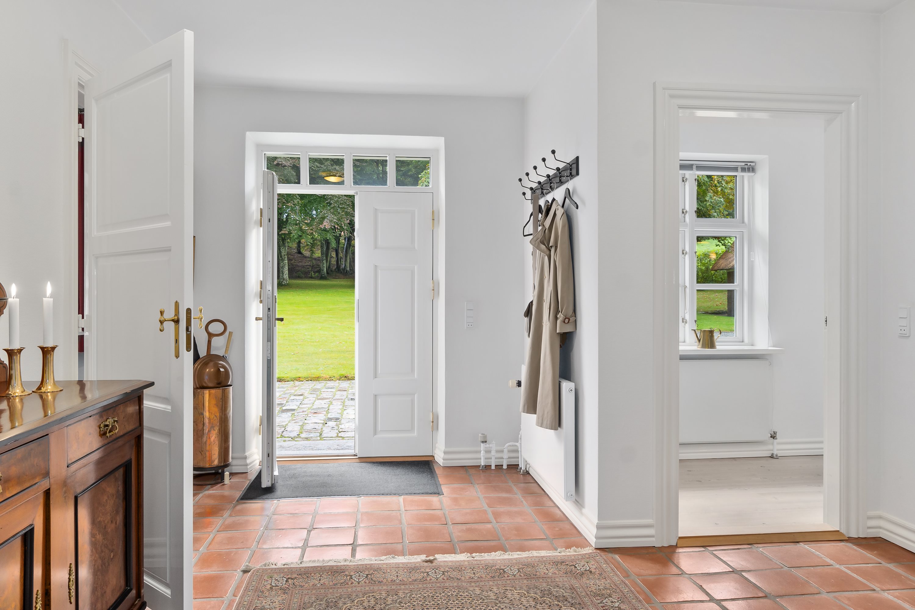 Fremhævet  billede i fuldskærmstilstand. Billede af Fjordvej 2, Knudby, 8831 Løgstrup