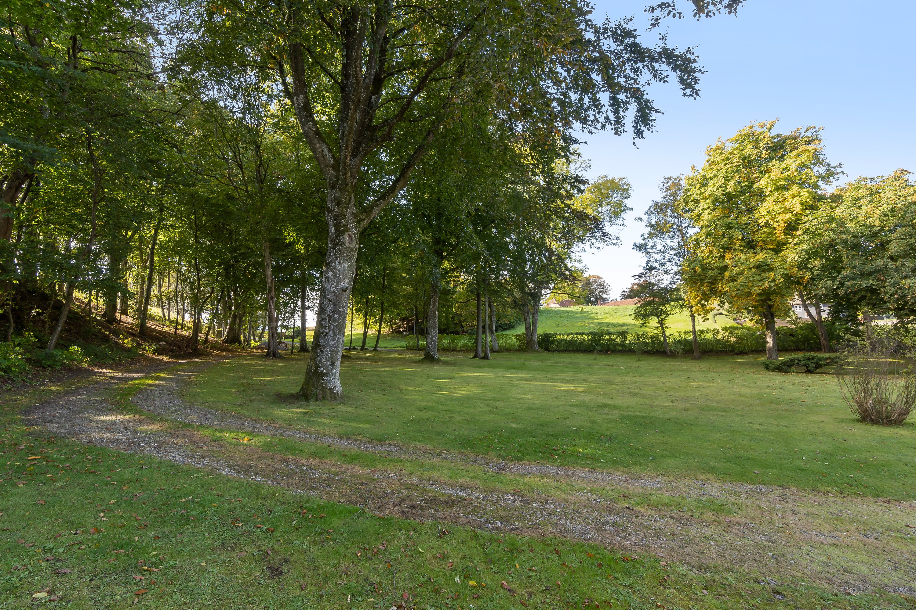 Fremhævet  billede i fuldskærmstilstand. Billede af Fjordvej 2, Knudby, 8831 Løgstrup