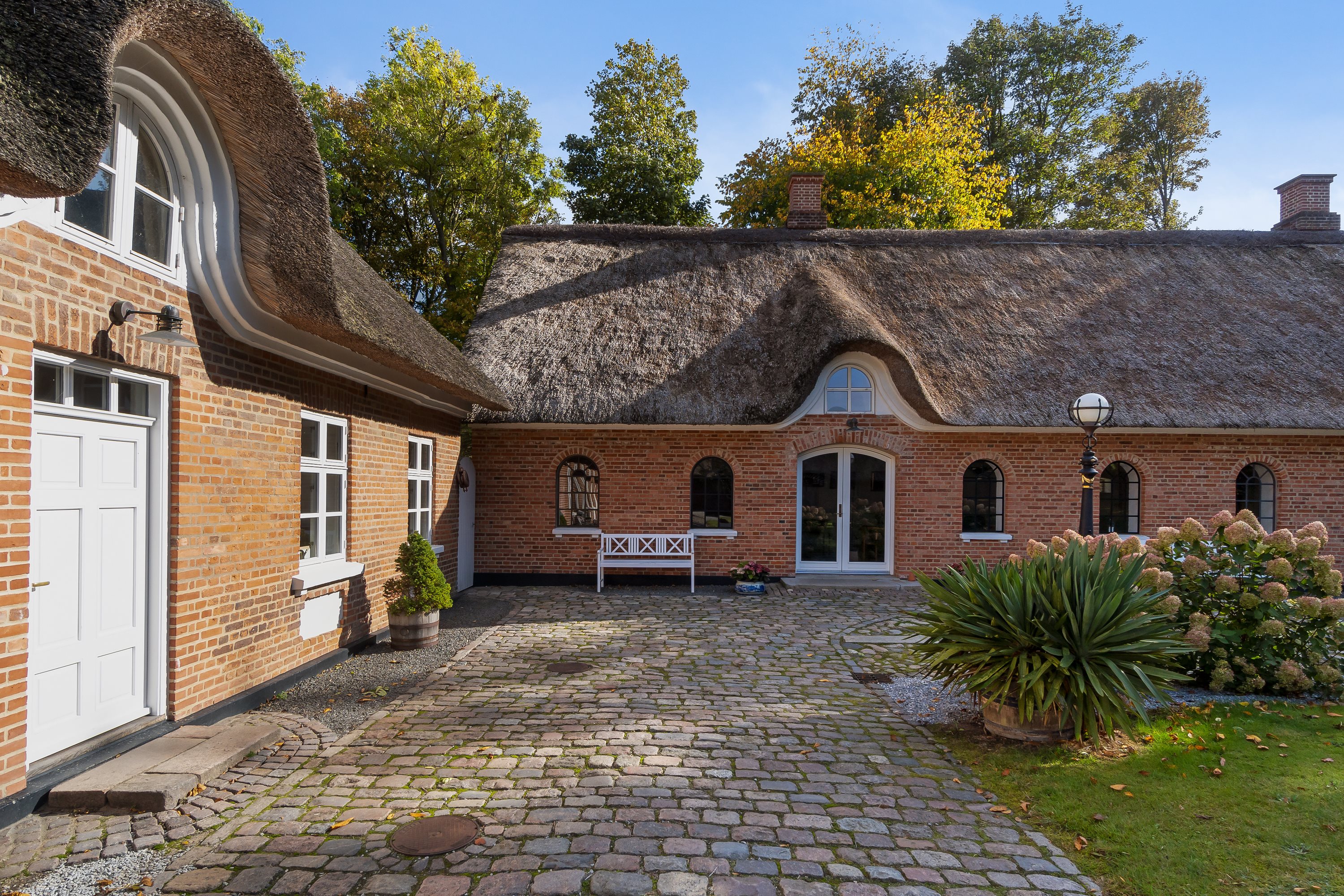 Fremhævet  billede i fuldskærmstilstand. Billede af Fjordvej 2, Knudby, 8831 Løgstrup