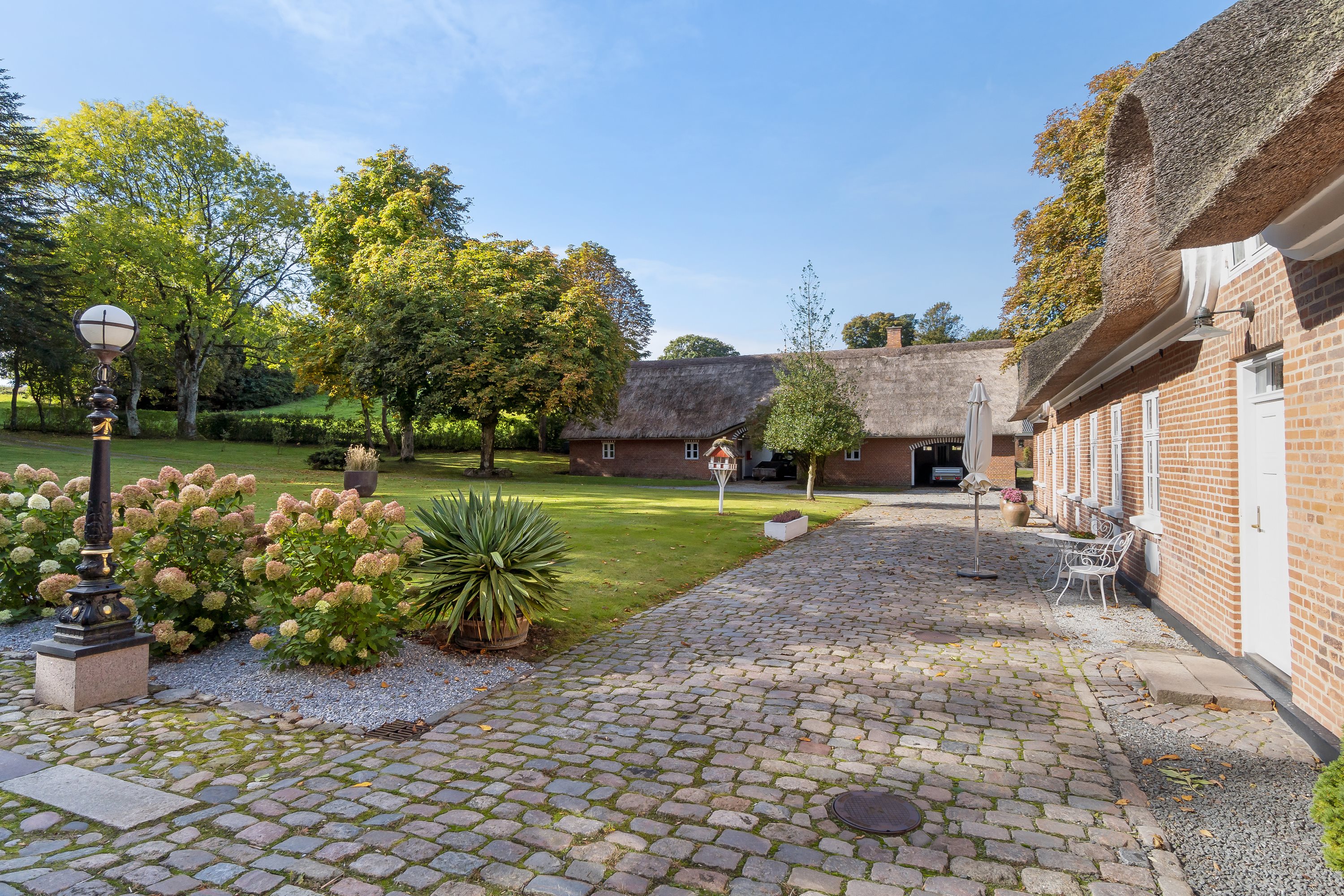 Fremhævet  billede i fuldskærmstilstand. Billede af Fjordvej 2, Knudby, 8831 Løgstrup