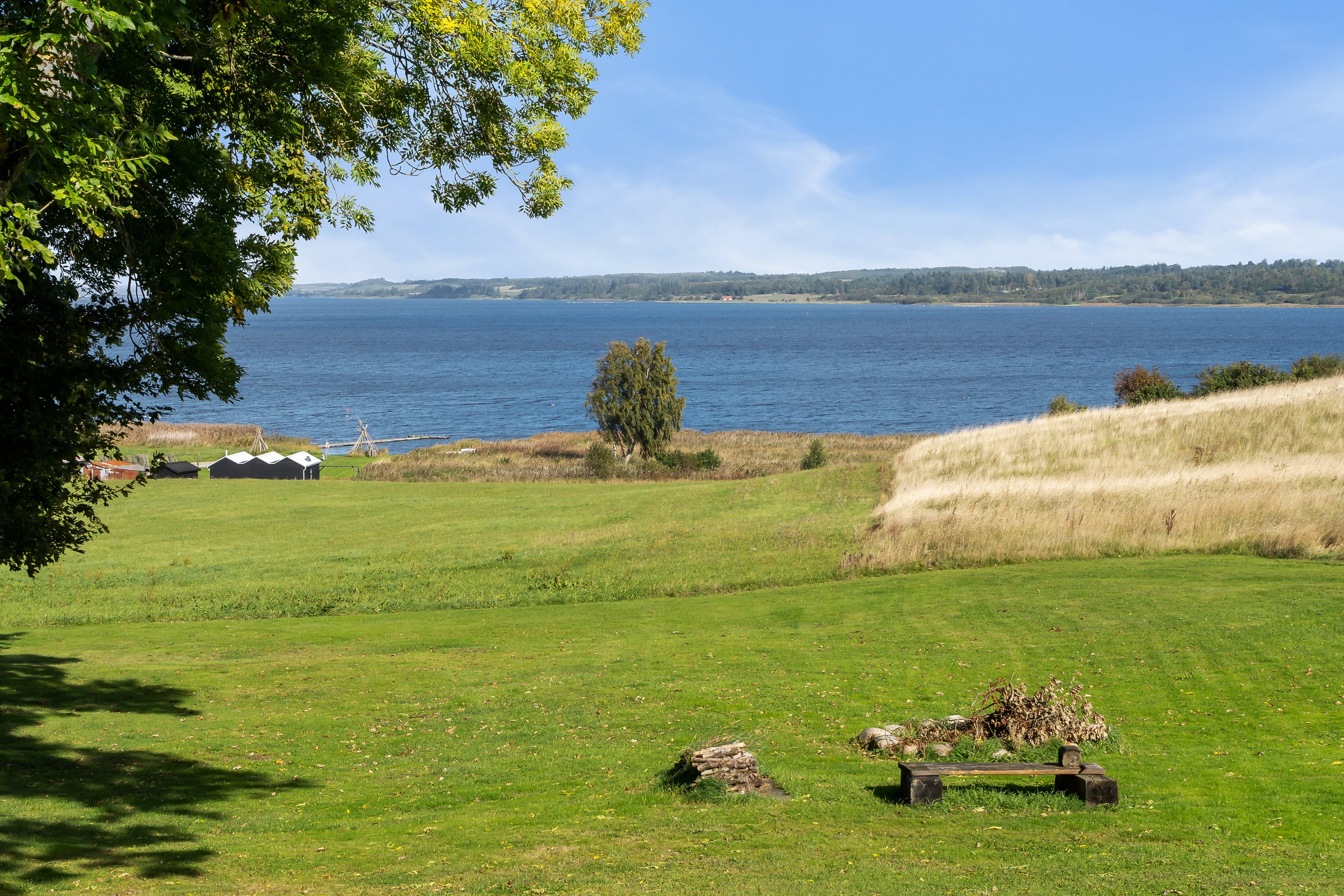 Fremhævet  billede i fuldskærmstilstand. Billede af Fjordvej 2, Knudby, 8831 Løgstrup