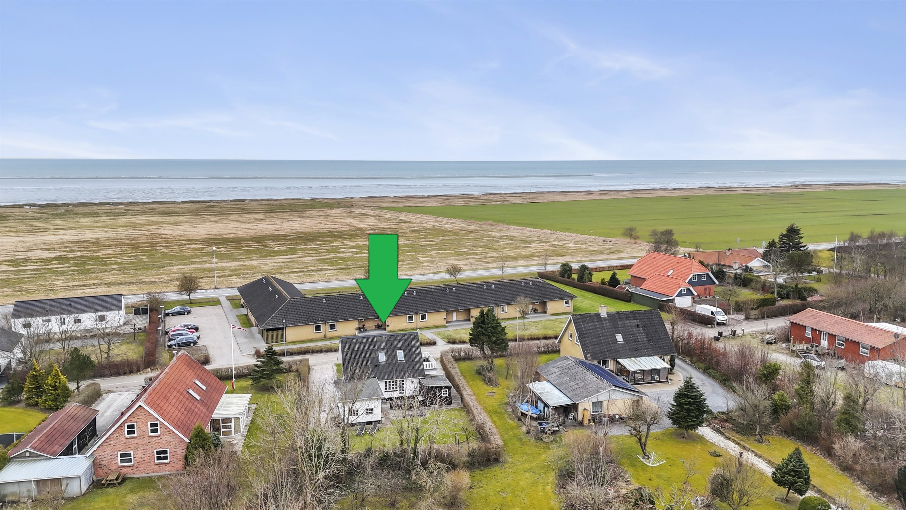 Fremhævet luftfoto billede i fuldskærmstilstand. Billede af Åhavevej 24, Voerså, 9300 Sæby