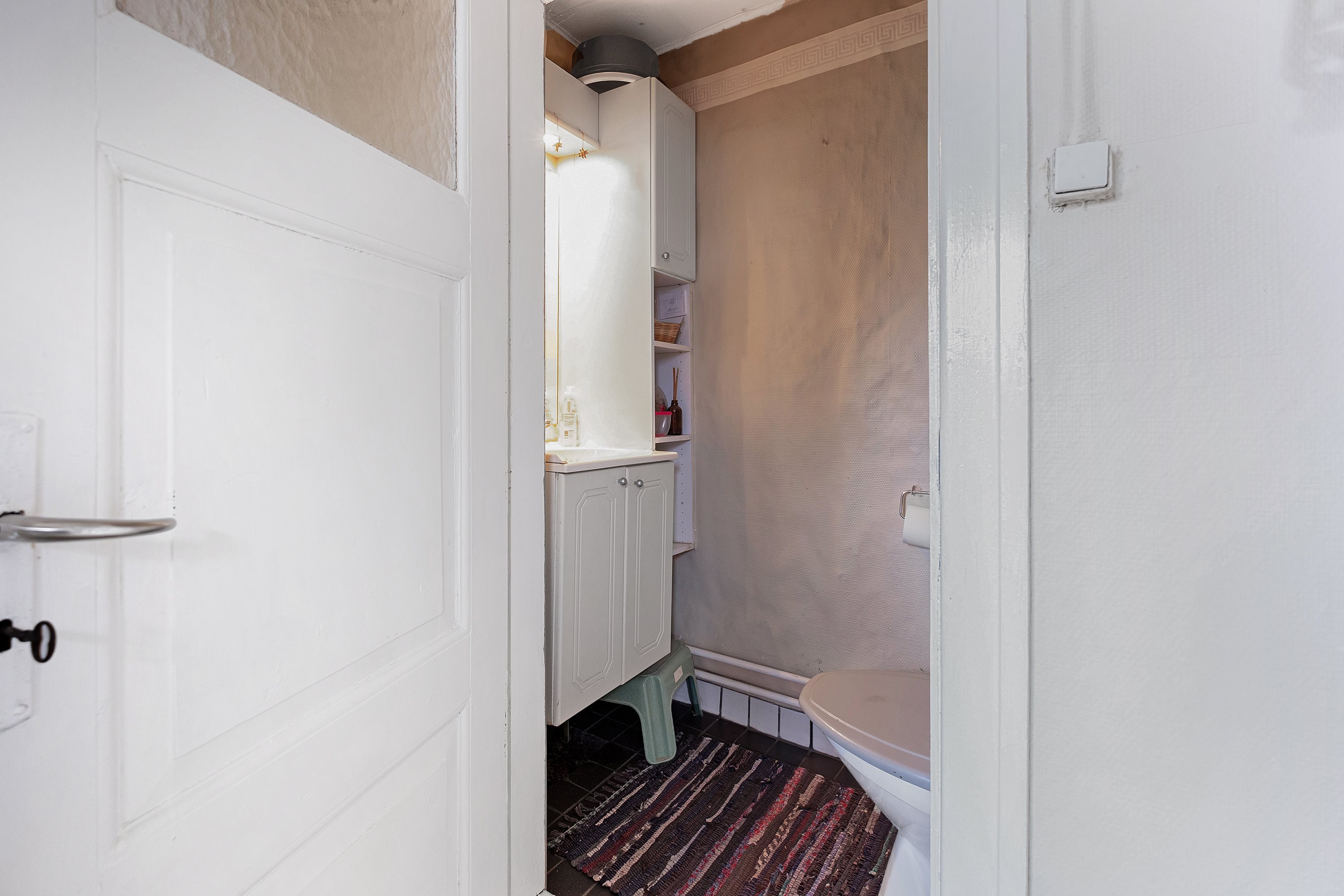 Fremhævet gæstetoilet billede i fuldskærmstilstand. Billede af Voer Færgevej 23, Hevring, 8950 Ørsted