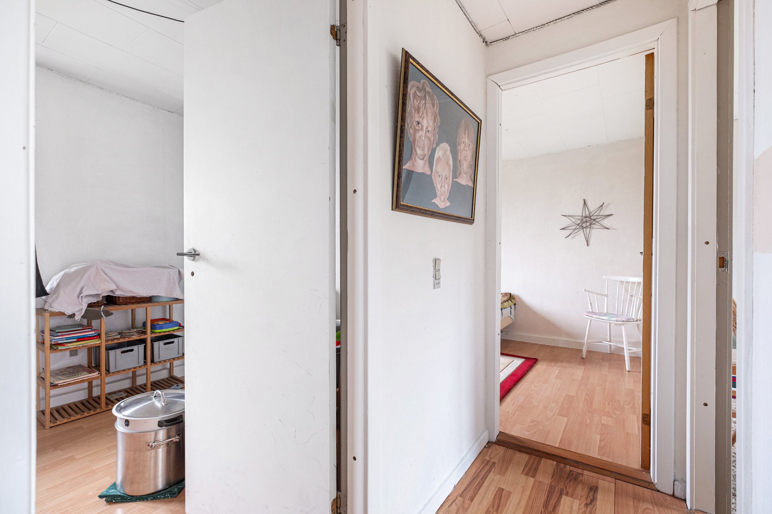 Fremhævet gang billede i fuldskærmstilstand. Billede af Voer Færgevej 23, Hevring, 8950 Ørsted