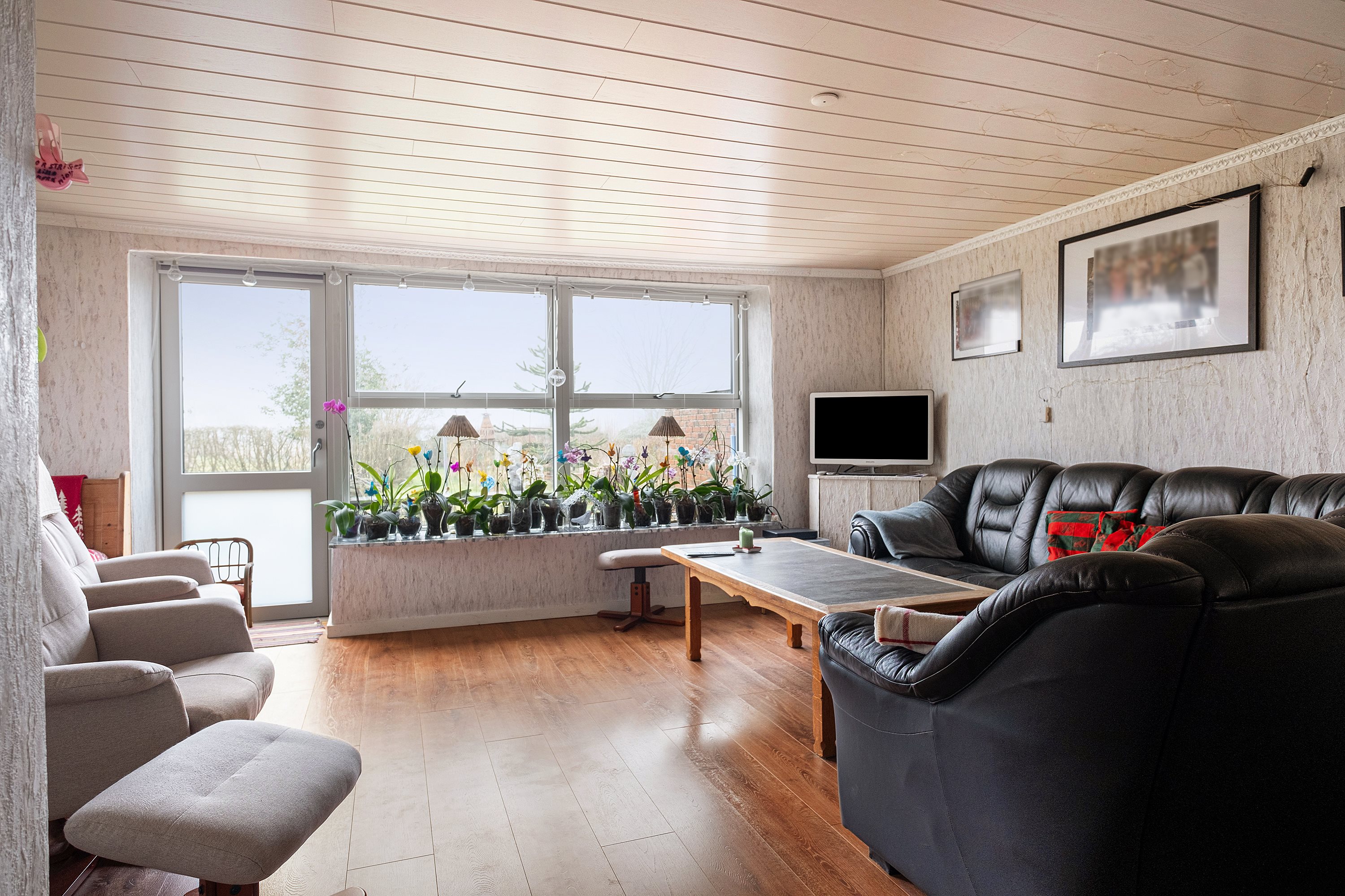 Fremhævet stue billede i fuldskærmstilstand. Billede af Voer Færgevej 23, Hevring, 8950 Ørsted