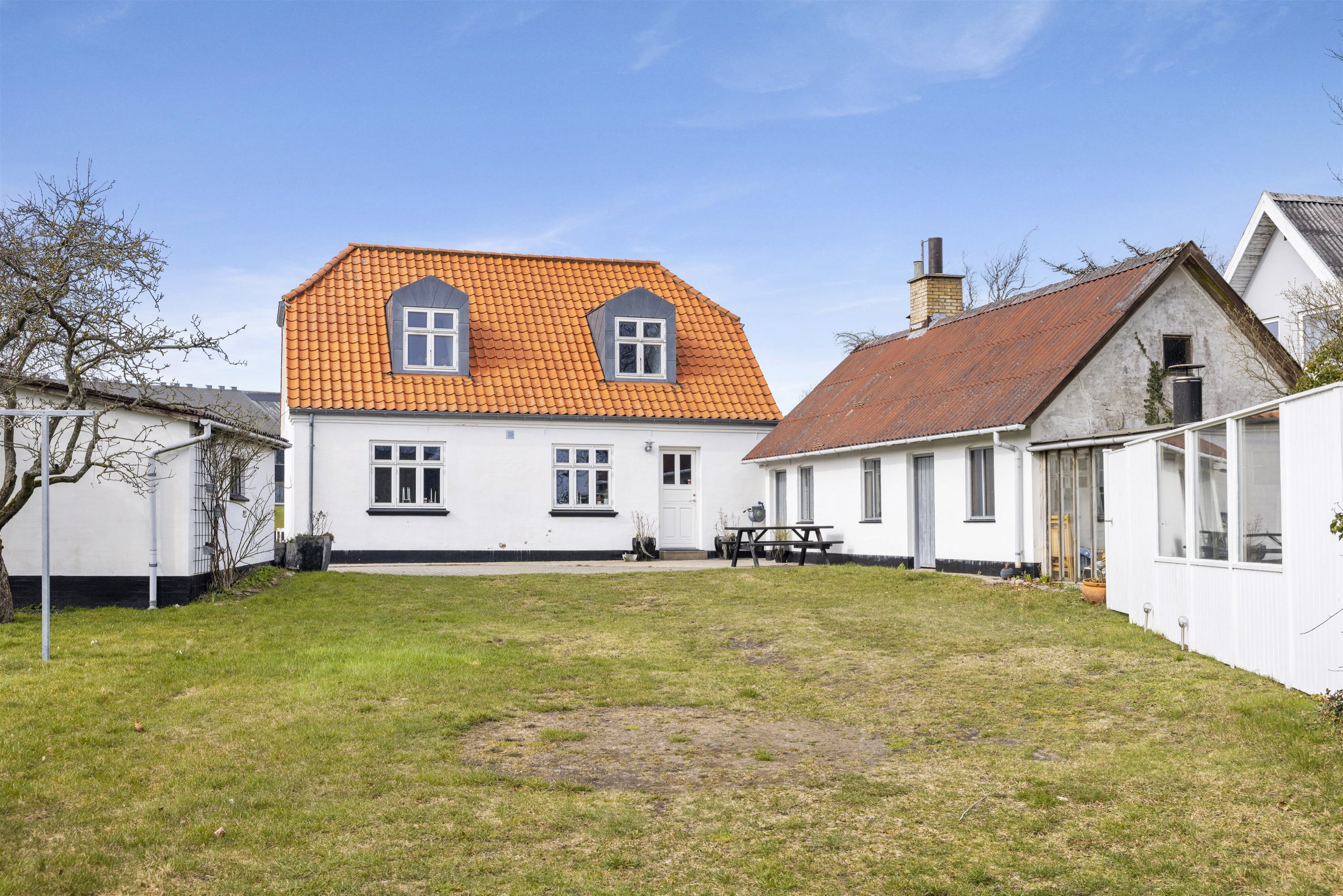 Miniaturebillede 1: ejendommen. Billede af Østkystvejen 321, Voerså, 9300 Sæby