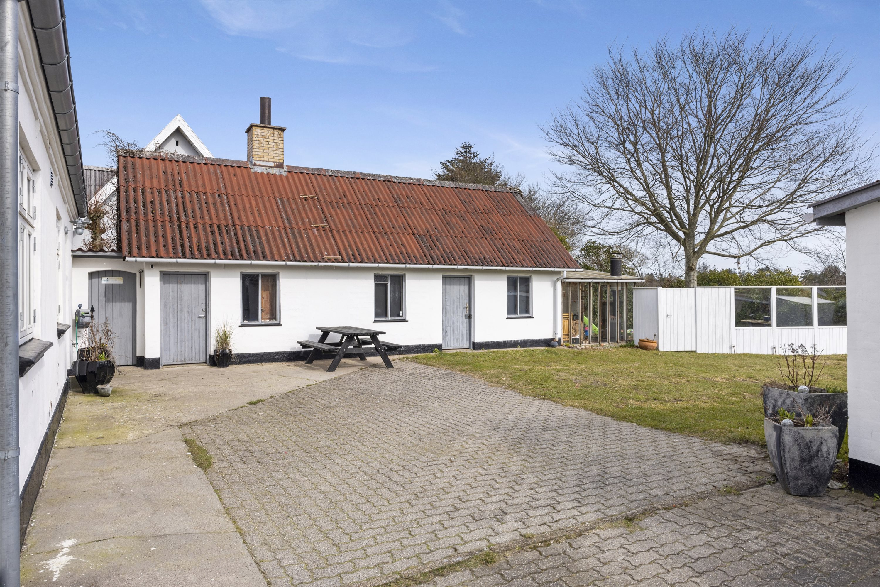 Fremhævet udhus billede i fuldskærmstilstand. Billede af Østkystvejen 321, Voerså, 9300 Sæby