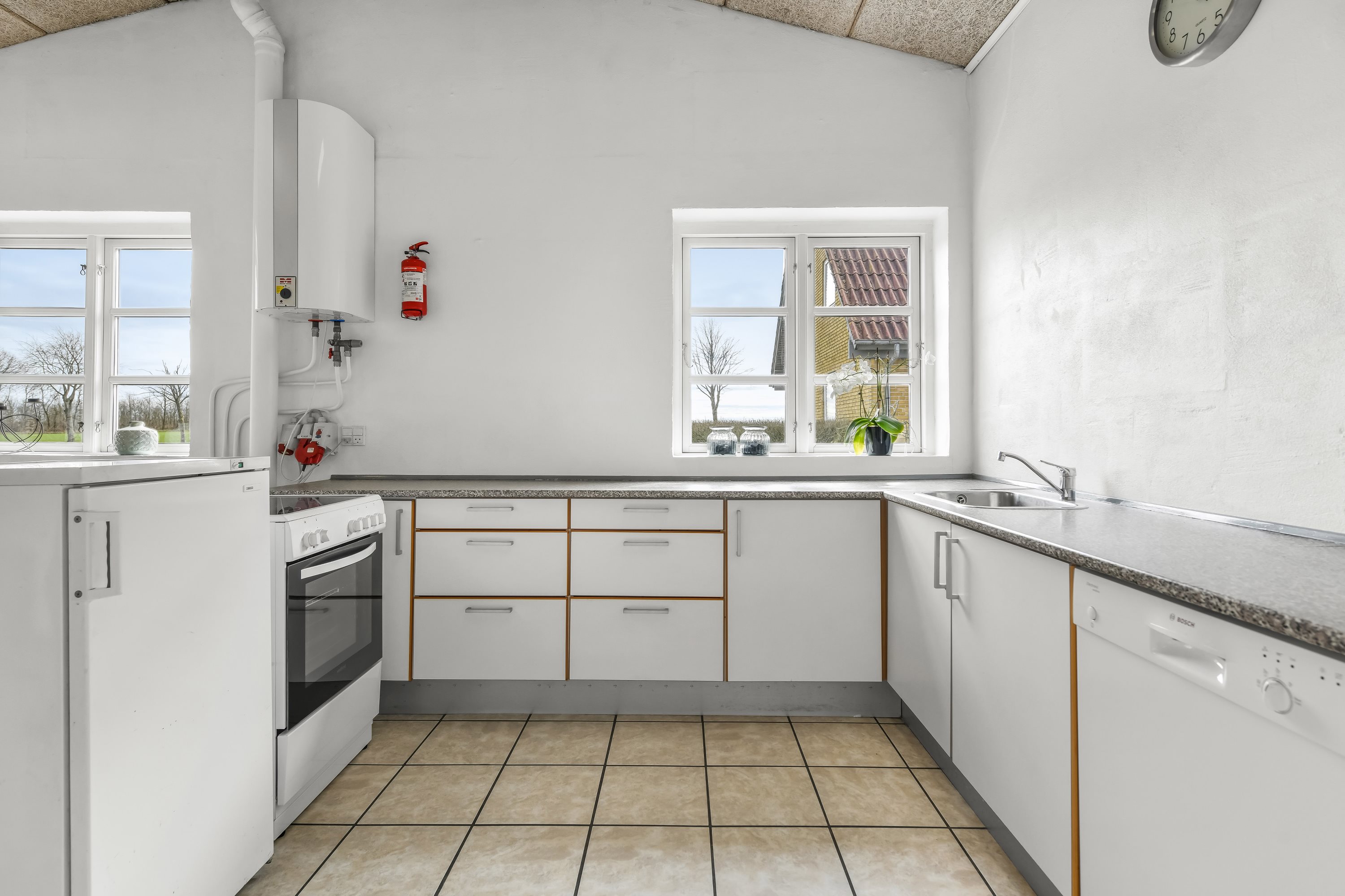 Fremhævet køkken, garage  billede i fuldskærmstilstand. Billede af Morsbølvej 84, Morsbøl, 7200 Grindsted