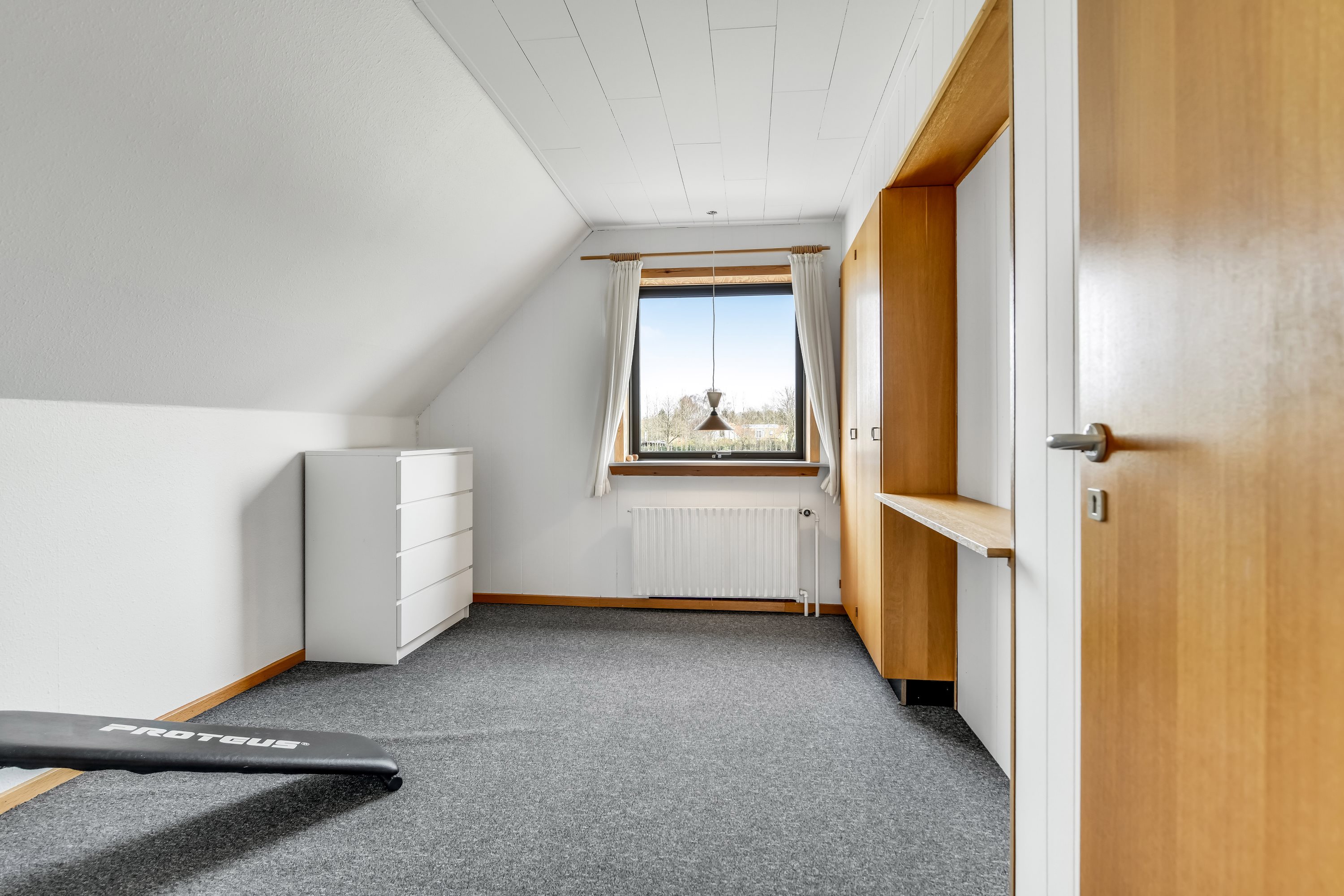 Fremhævet værelse ovenpå, nr. 84 billede i fuldskærmstilstand. Billede af Morsbølvej 84, Morsbøl, 7200 Grindsted