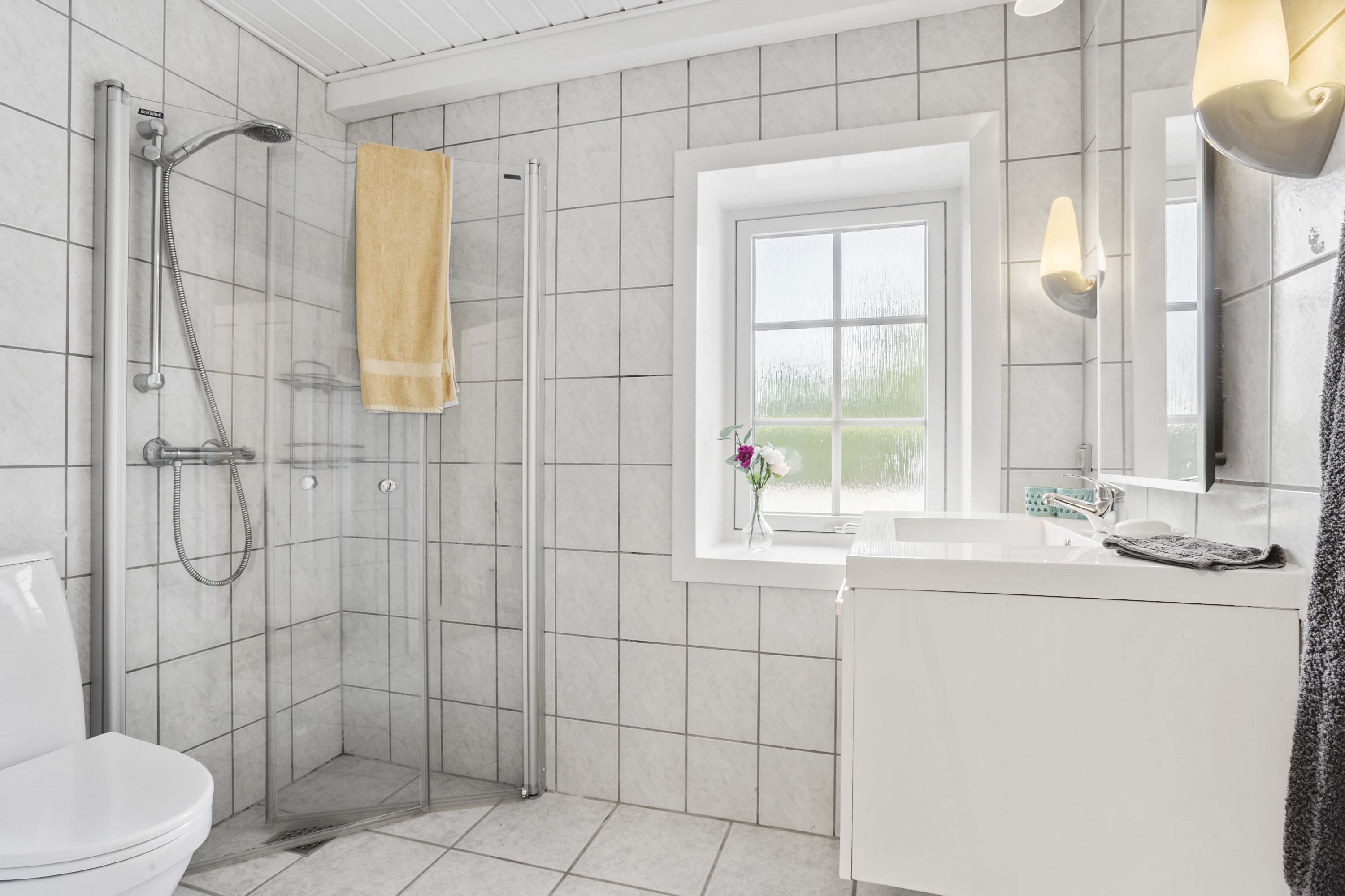 Fremhævet badeværelse billede i fuldskærmstilstand. Billede af Esbjergvej 26, 6600 Vejen