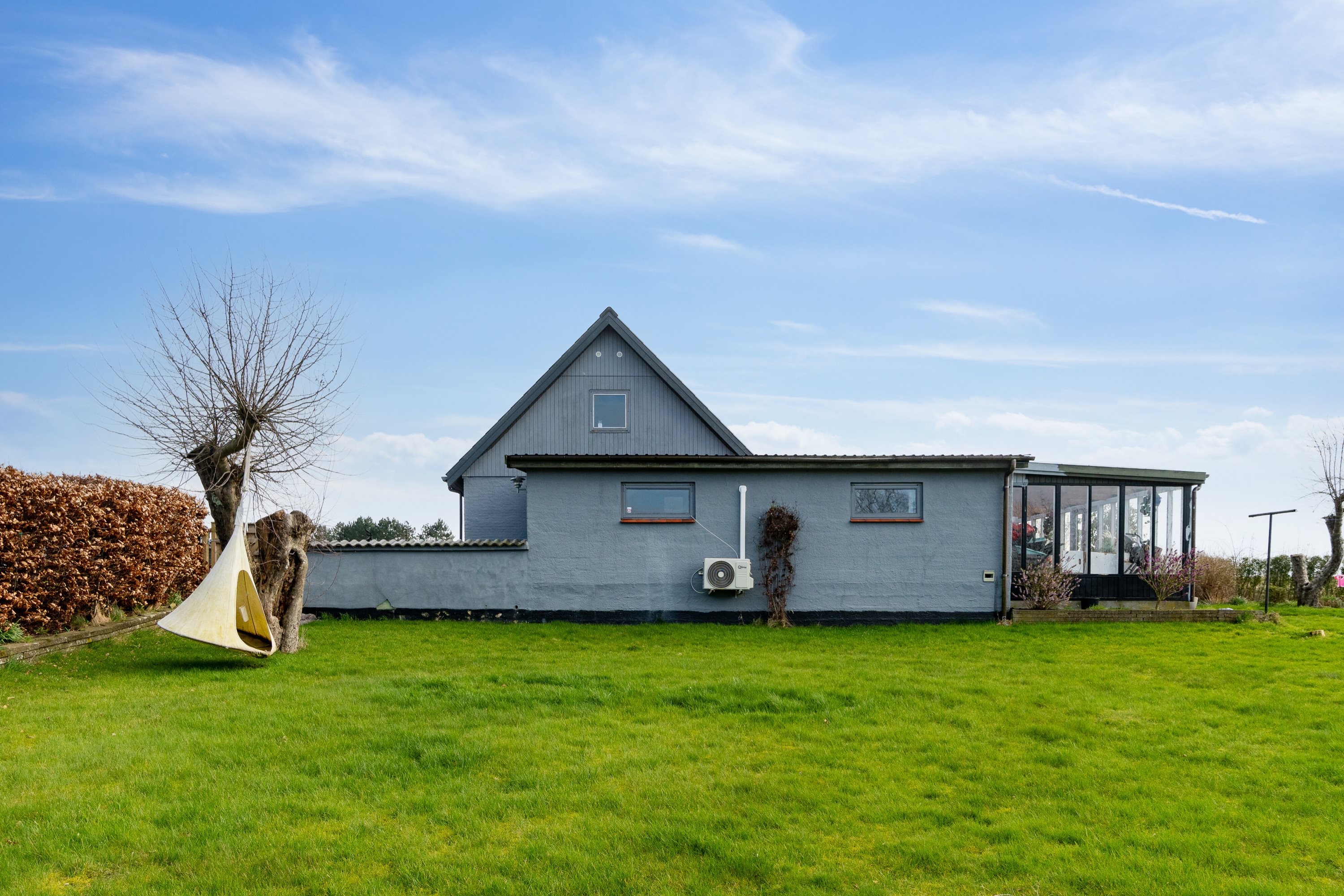 Miniaturebillede 1: set fra haven. Billede af Sorøvej 43, Haldagermagle, 4250 Fuglebjerg