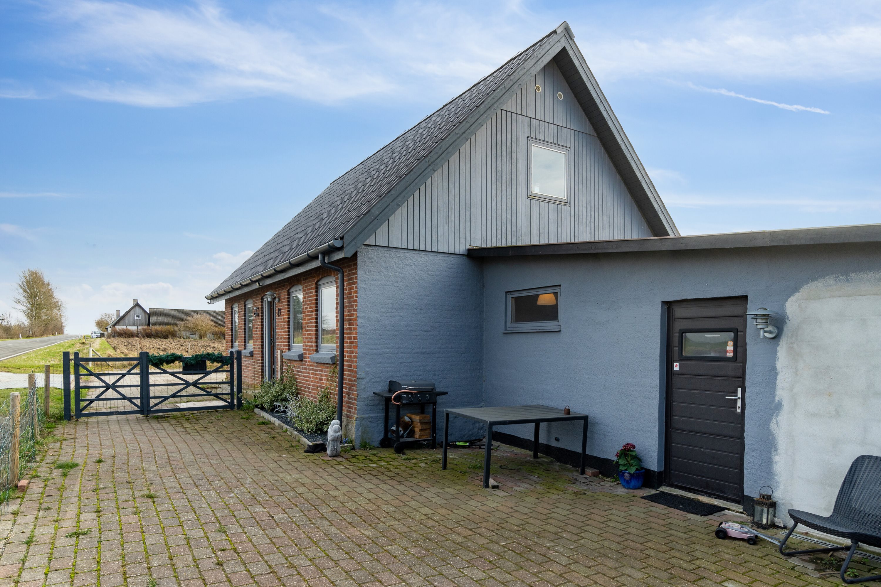 Fremhævet udendørs billede i fuldskærmstilstand. Billede af Sorøvej 43, Haldagermagle, 4250 Fuglebjerg