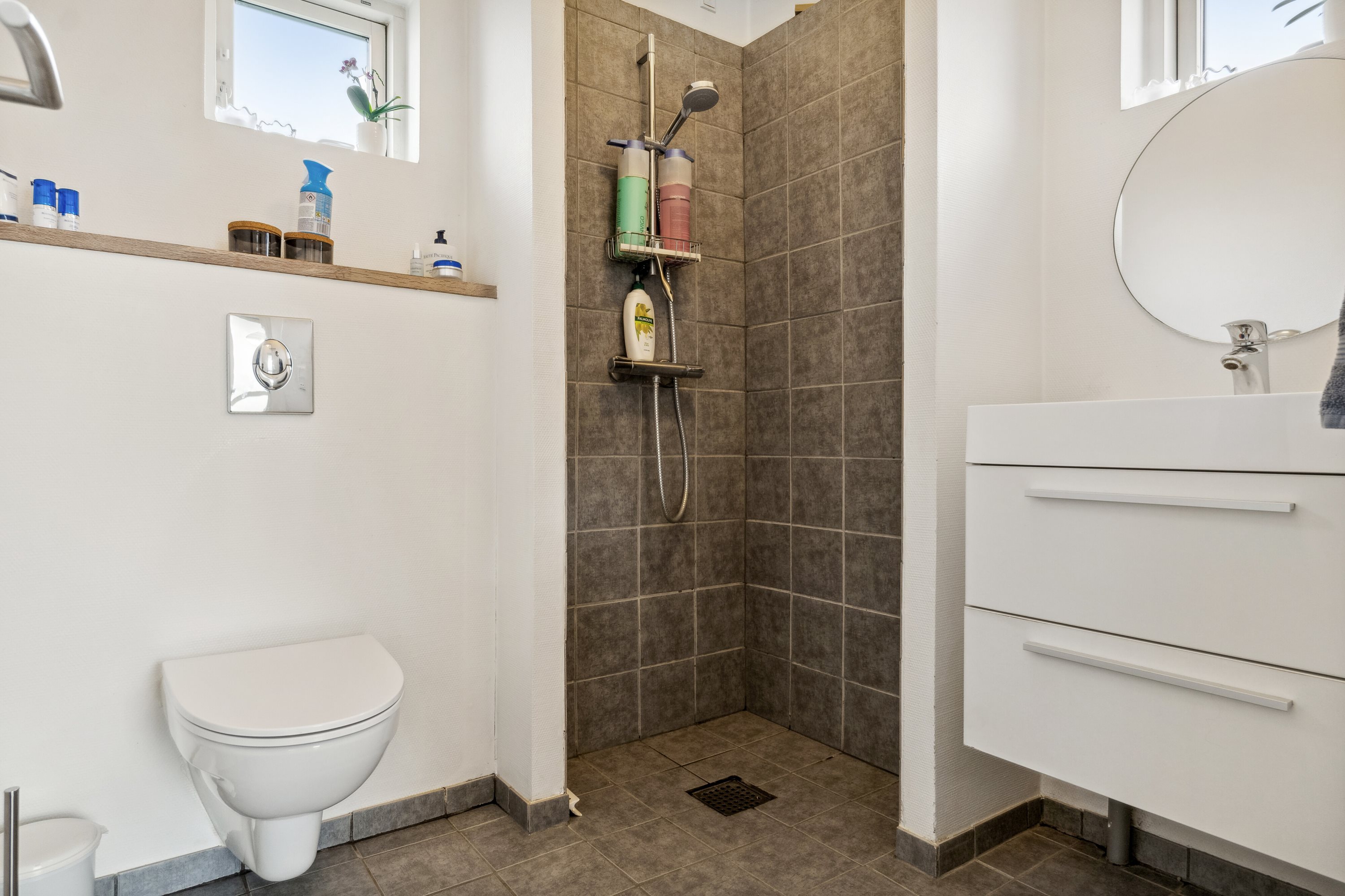 Fremhævet badeværelse billede i fuldskærmstilstand. Billede af Yasmin-Rose Stien 33, Ejby, 2600 Glostrup