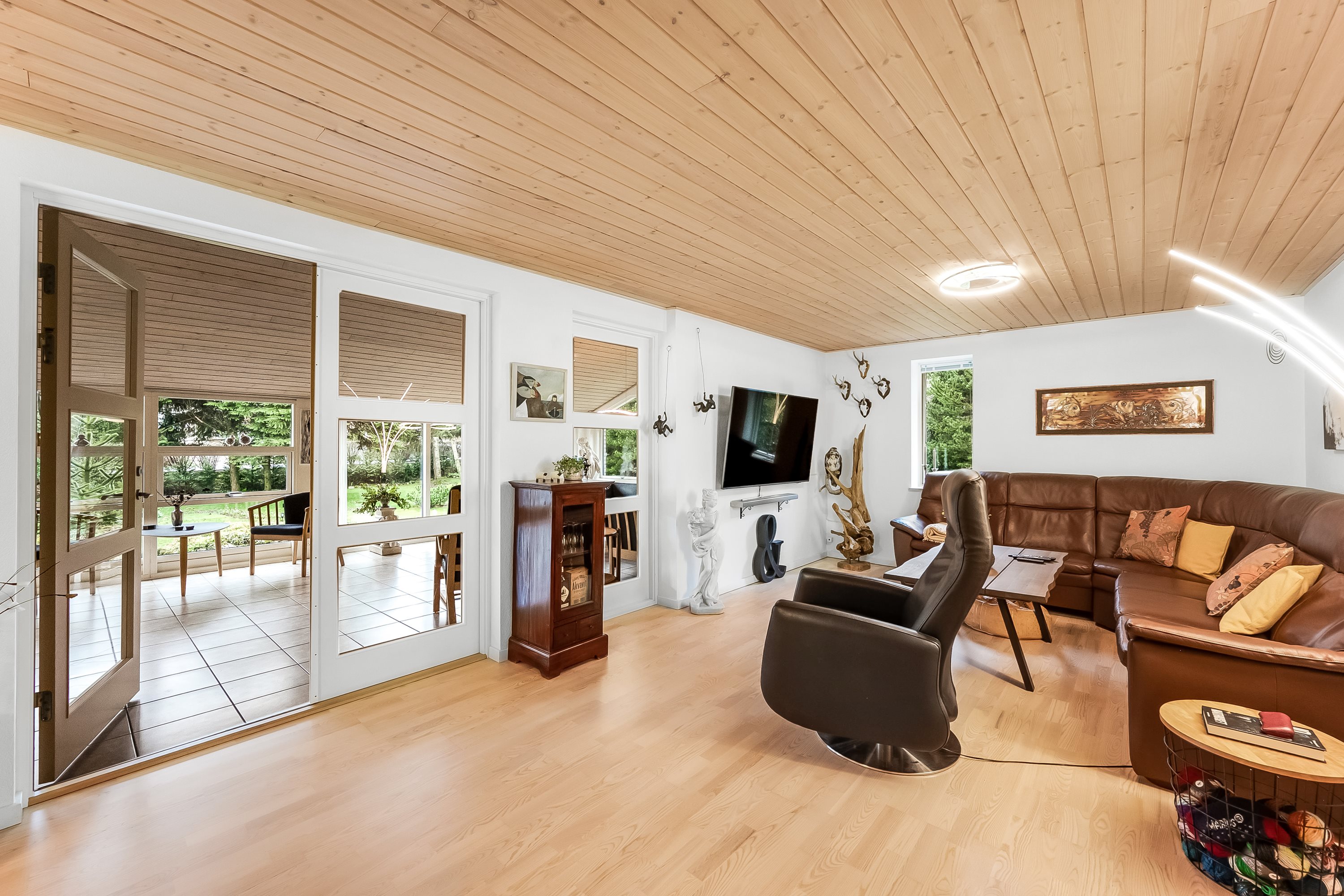 Fremhævet stue billede i fuldskærmstilstand. Billede af Herningvej 31, Barde, 6920 Videbæk