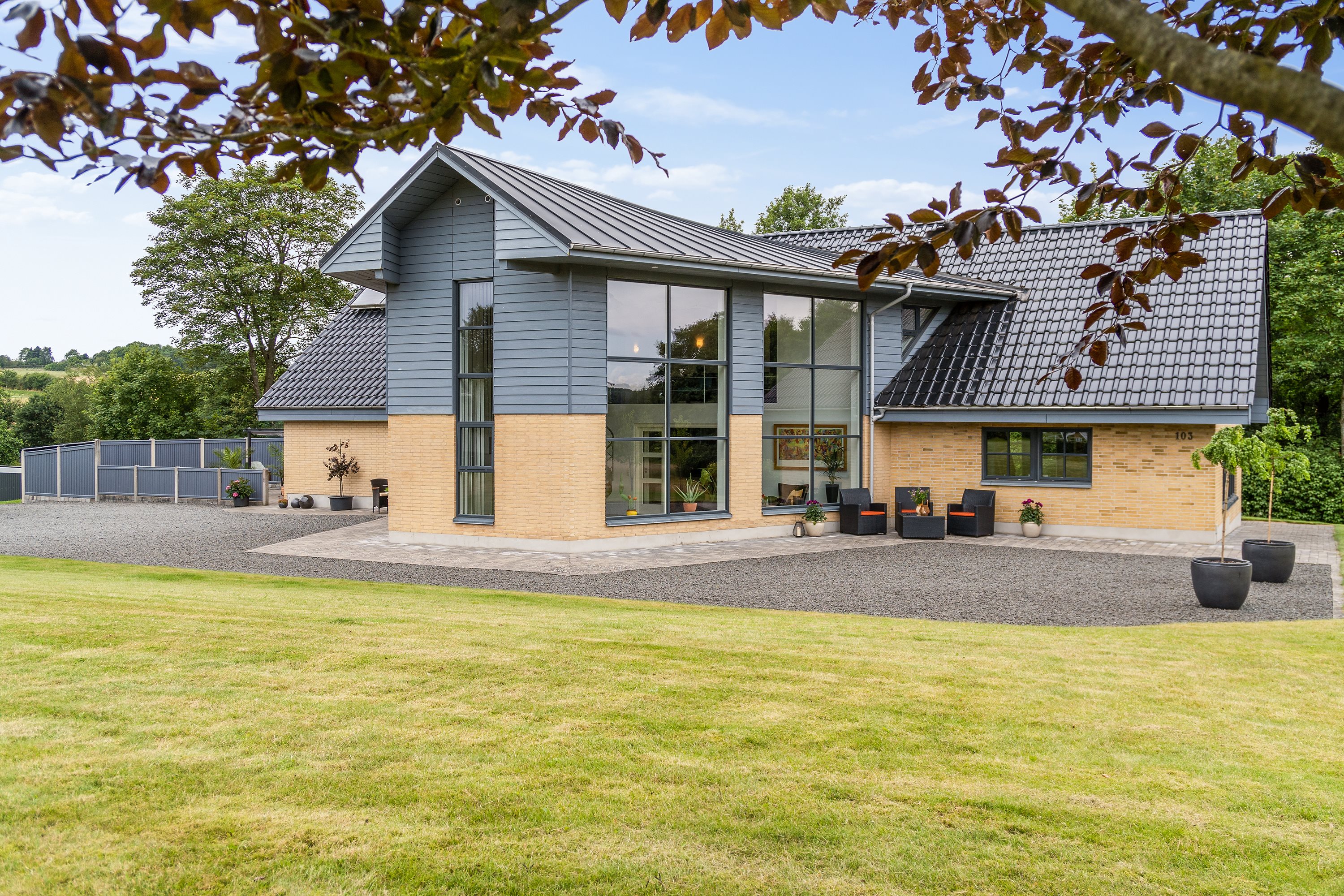 Fremhævet  billede i fuldskærmstilstand. Billede af Allinggårdsvej 103, 8600 Silkeborg