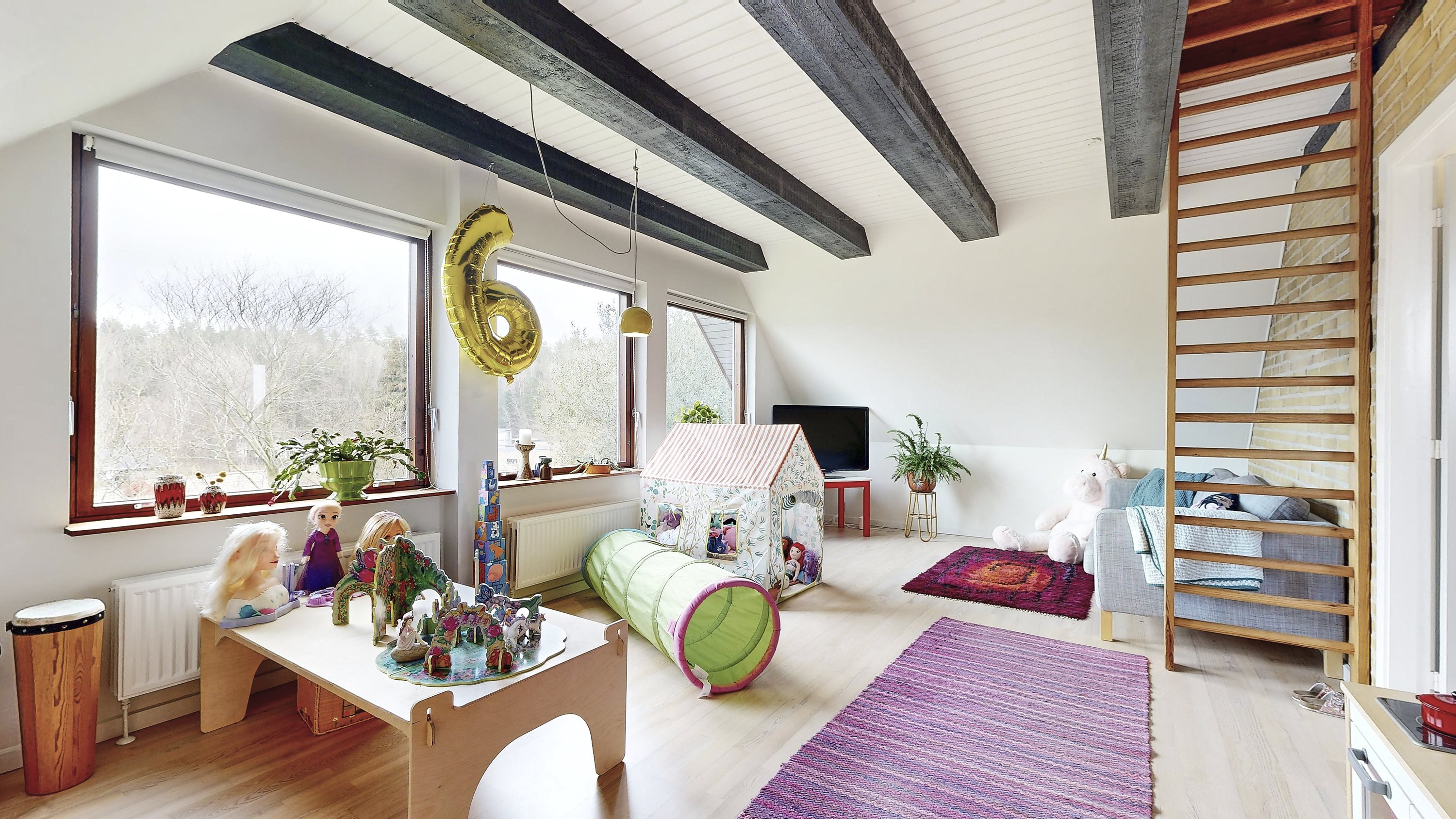 Fremhævet værelse billede i fuldskærmstilstand. Billede af Storhøjvej 20, 8831 Løgstrup