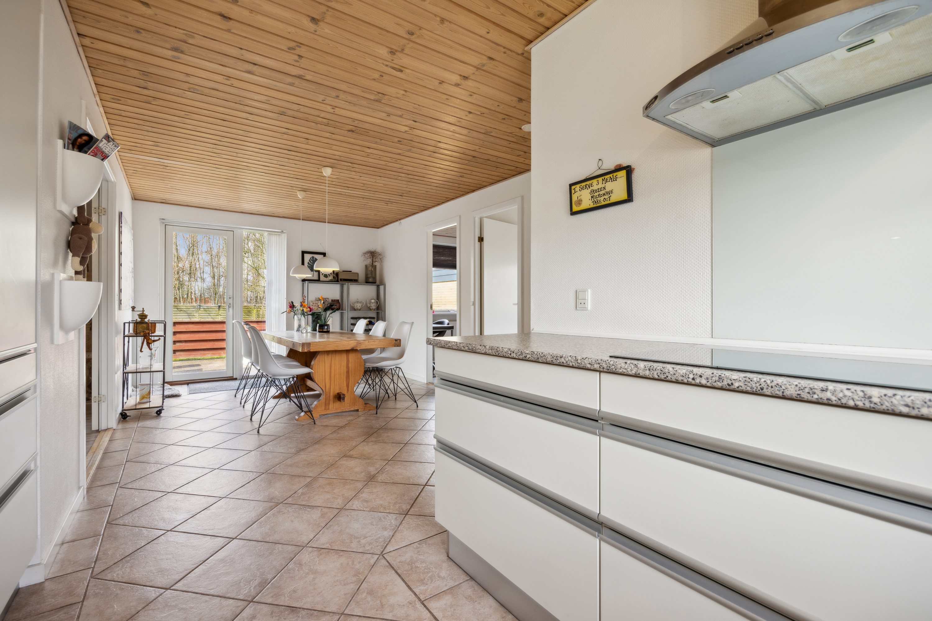 Fremhævet stue billede i fuldskærmstilstand. Billede af Nøddevej 39, Stae, 9310 Vodskov